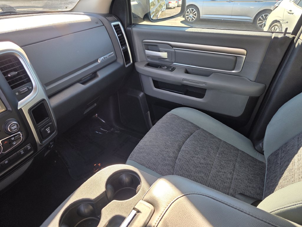 Photo 36 of this Ram 1500