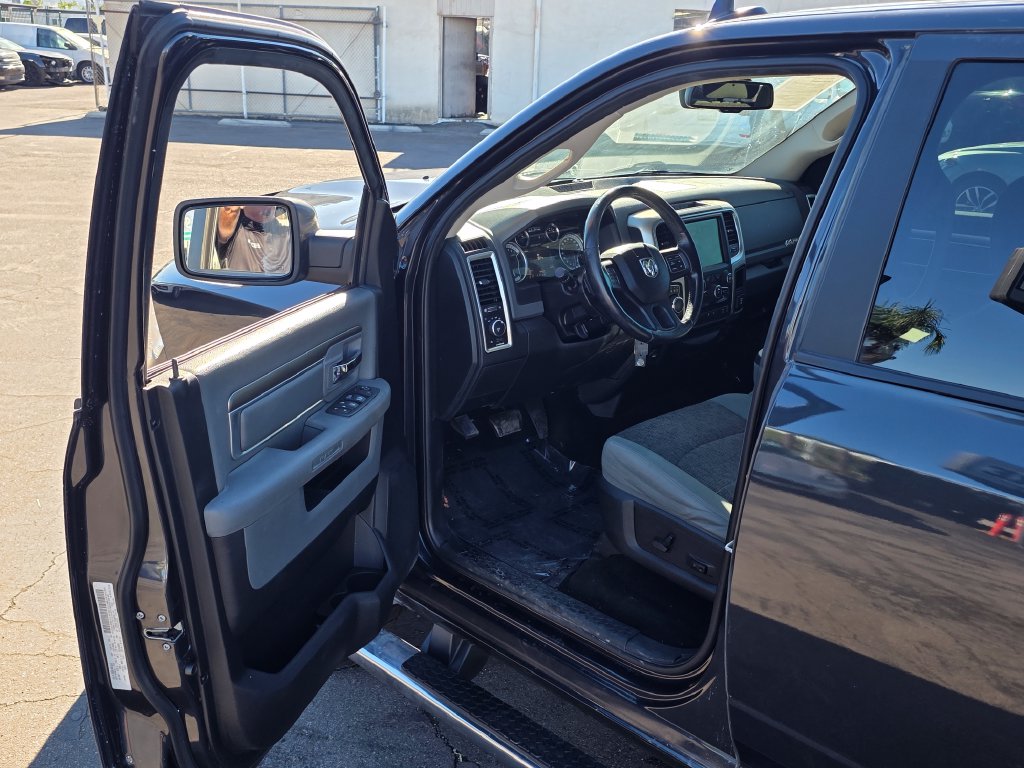 Photo 46 of this Ram 1500