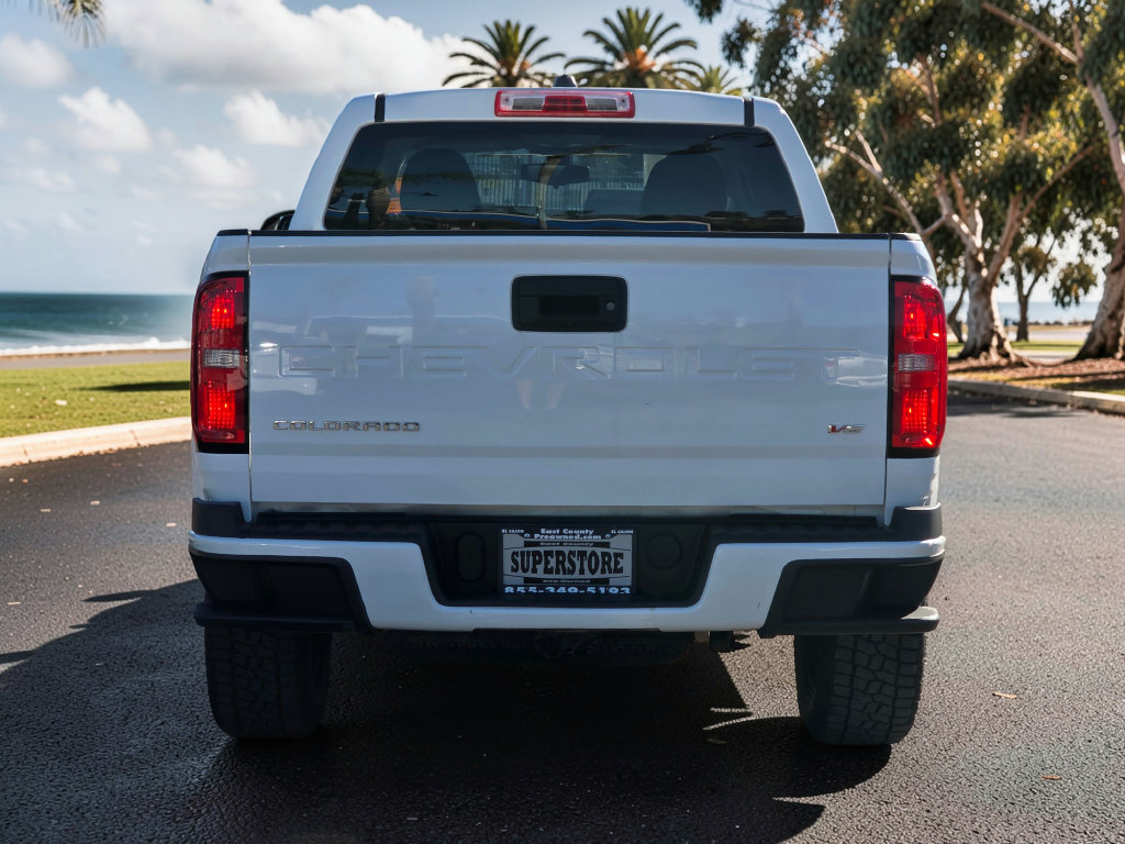 Photo 7 of this Chevrolet Colorado