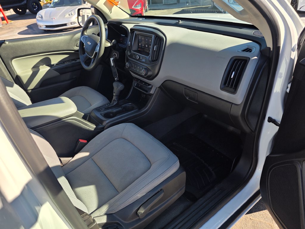 Photo 11 of this Chevrolet Colorado
