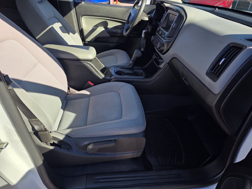 Photo 12 of this Chevrolet Colorado