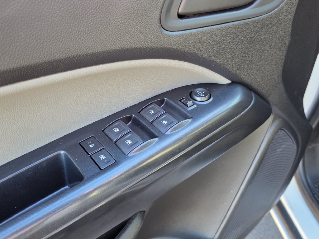 Photo 23 of this Chevrolet Colorado
