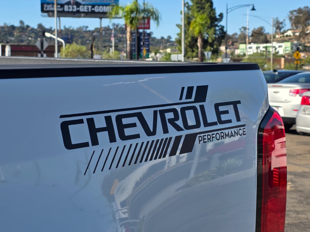 Photo 42 of this Chevrolet Colorado
