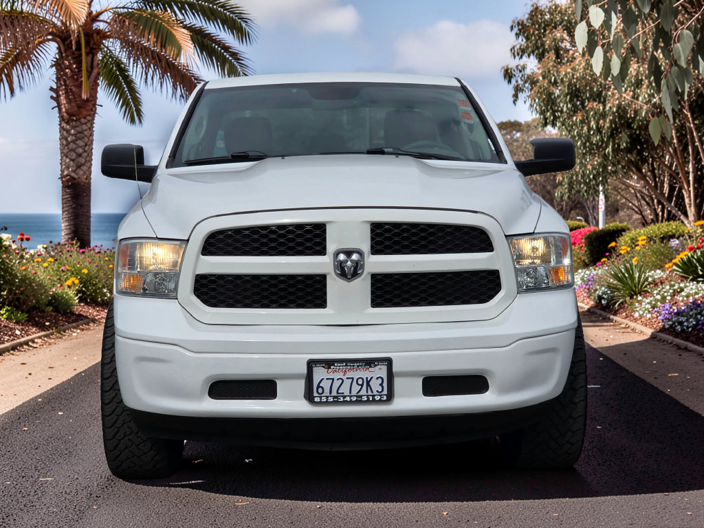 Photo 2 of this Ram 1500