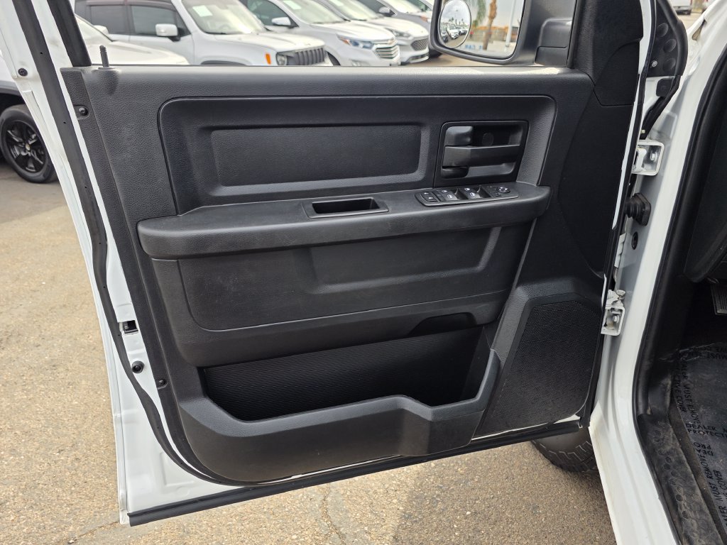 Photo 25 of this Ram 1500