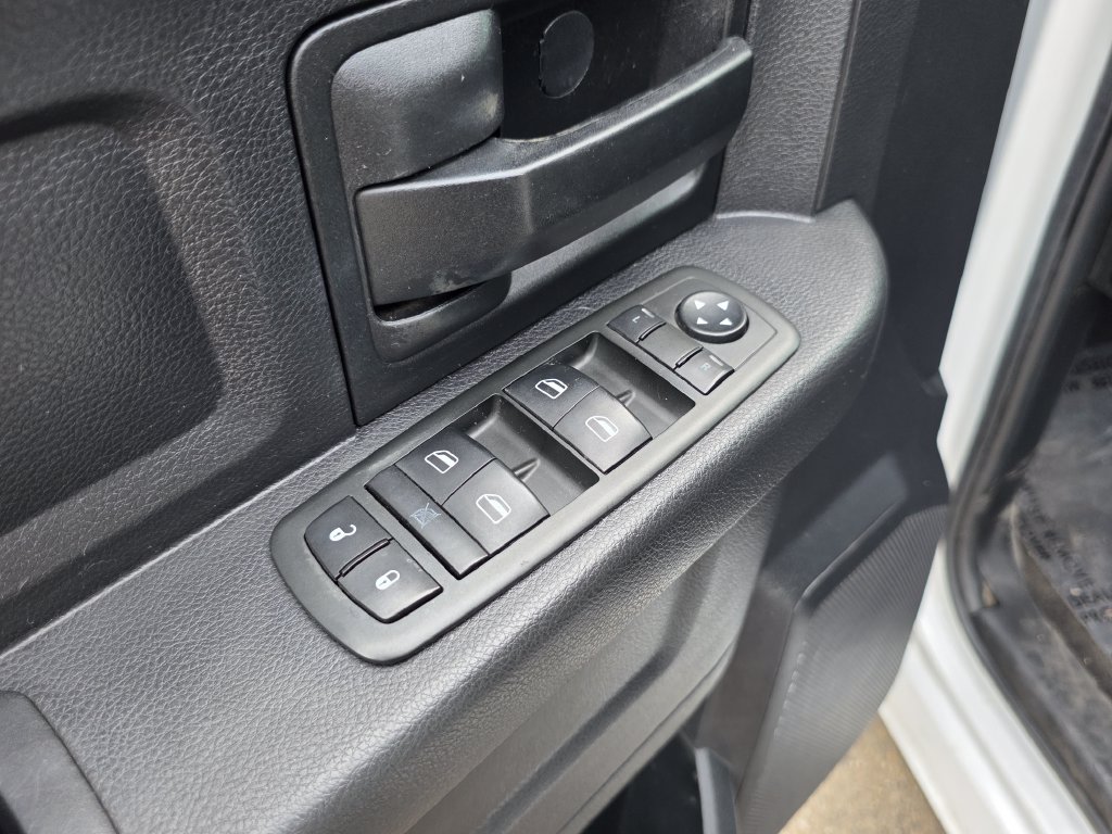 Photo 26 of this Ram 1500