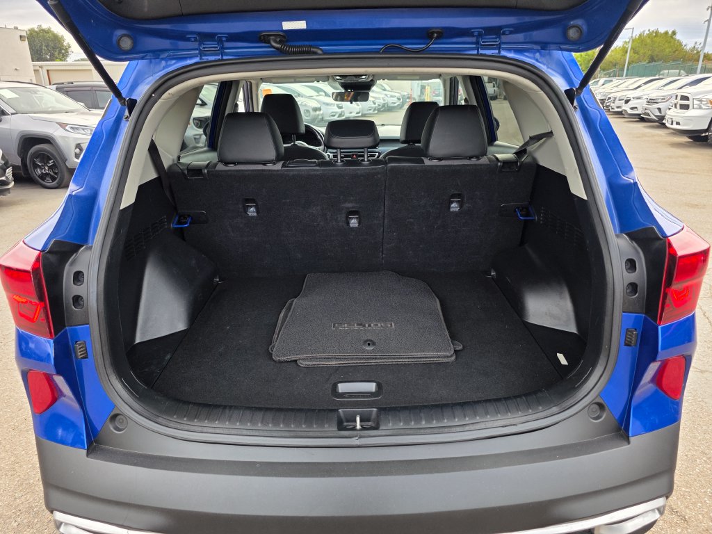Photo 15 of this Kia Seltos