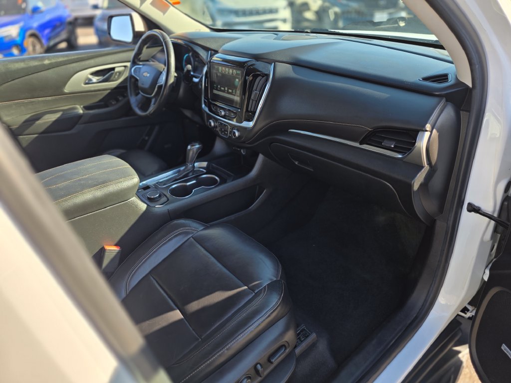 Photo 8 of this Chevrolet Traverse