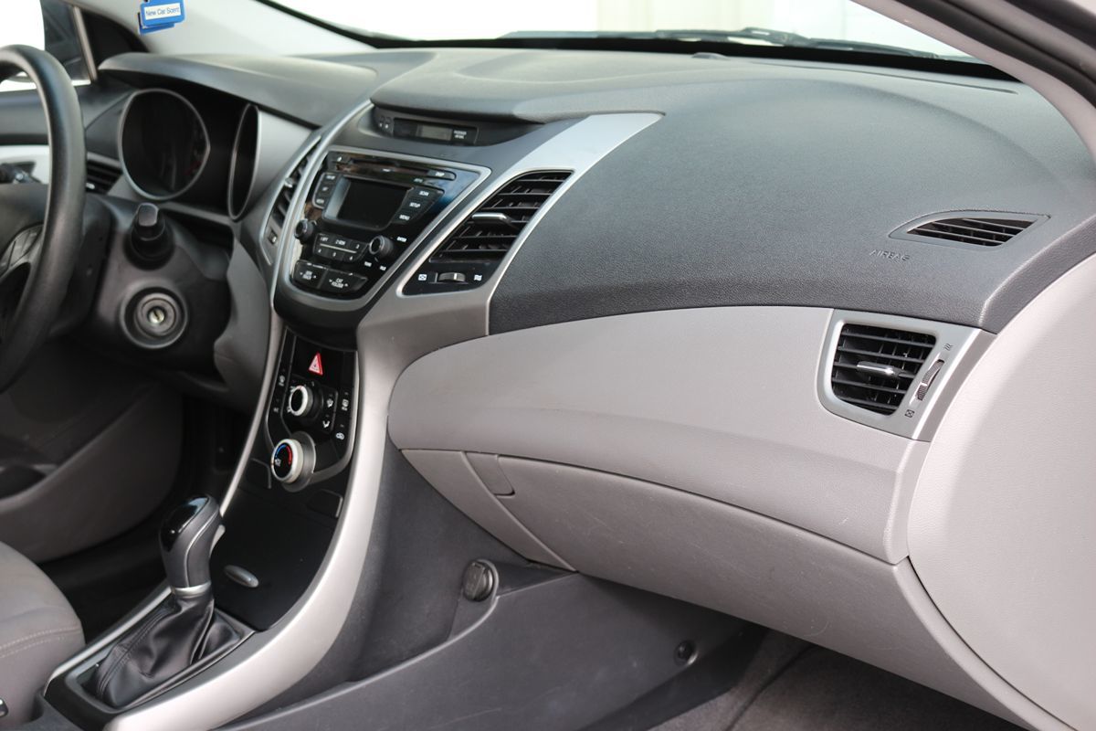 2016 Hyundai Elantra SE - Photo 10