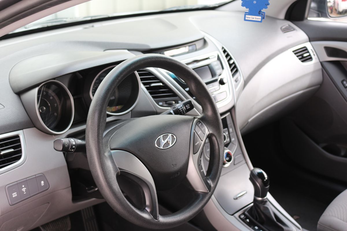 2016 Hyundai Elantra SE - Photo 9