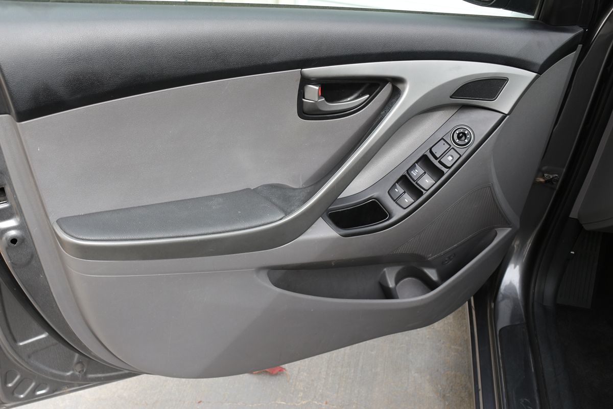 2016 Hyundai Elantra SE - Photo 14