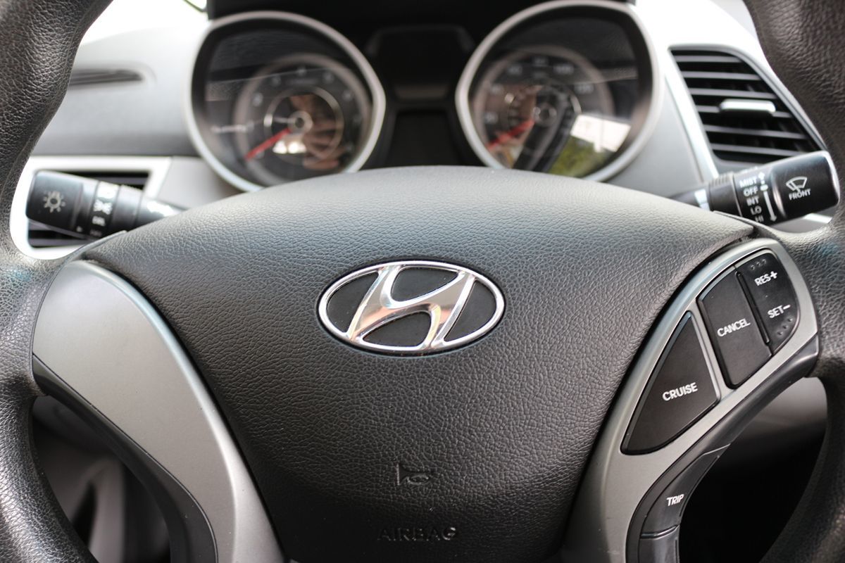 2016 Hyundai Elantra SE - Photo 16