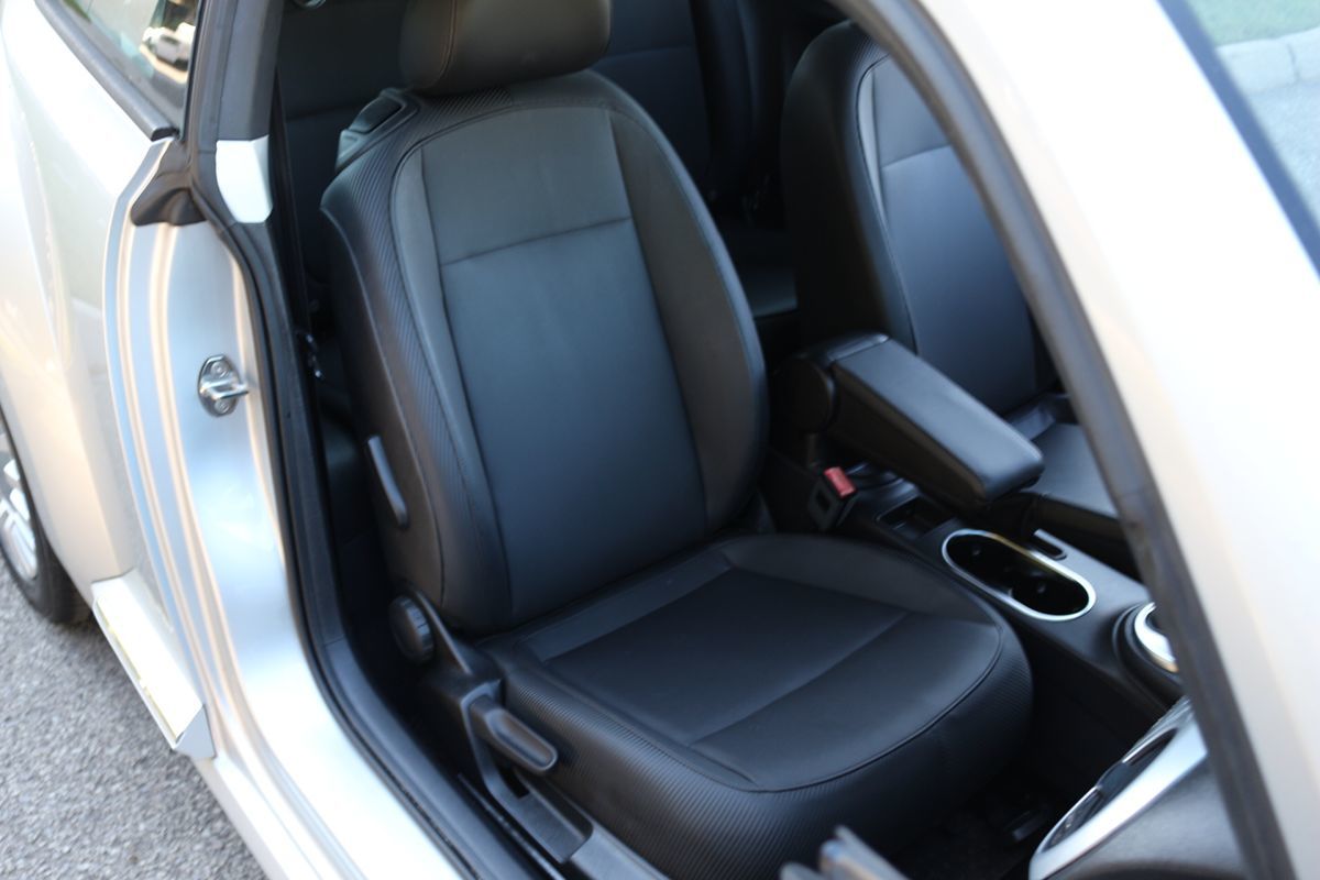 Photo 10 of this Volkswagen Beetle Coupe