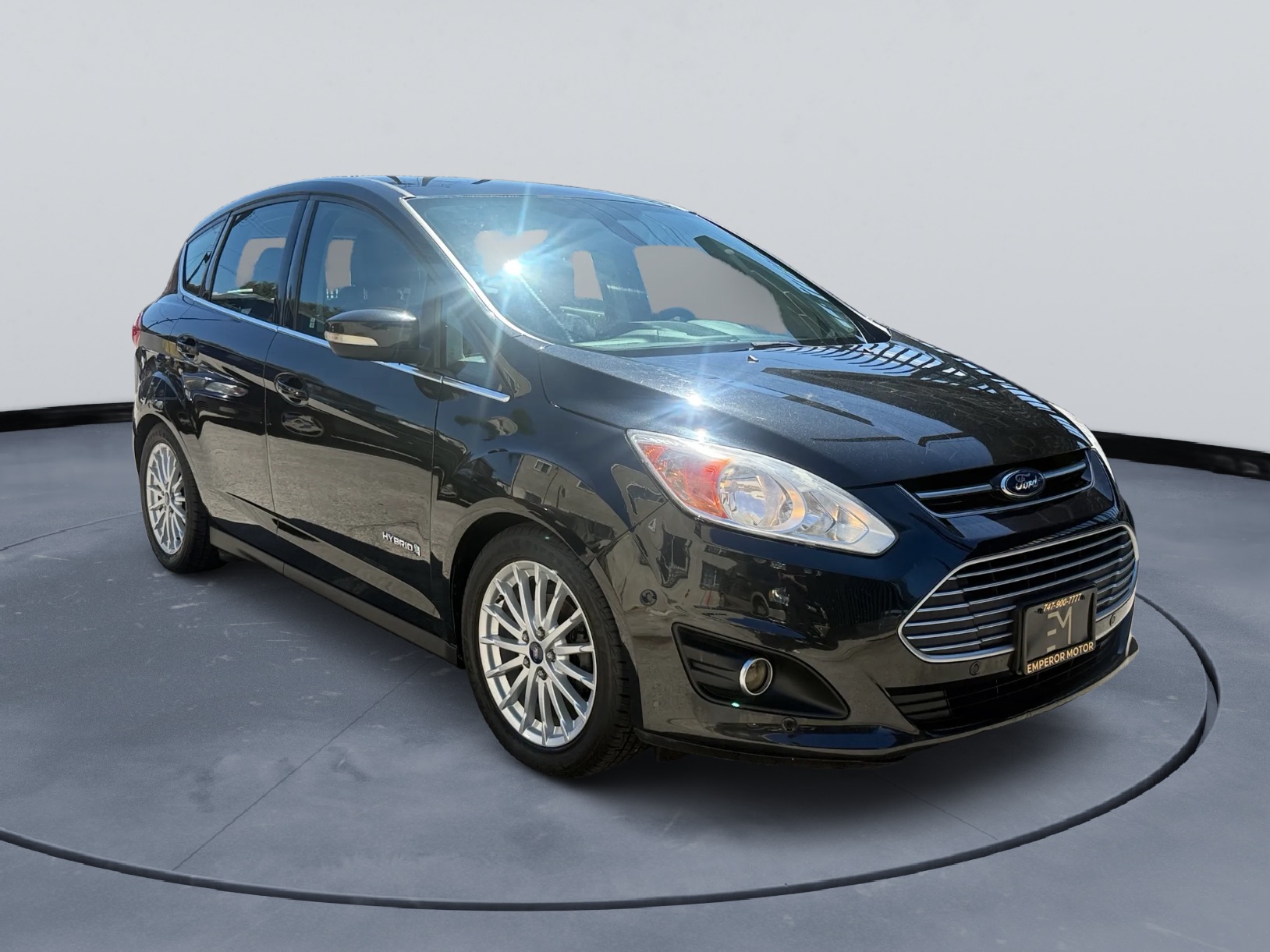 Photo 3 of this Ford C-Max Hybrid