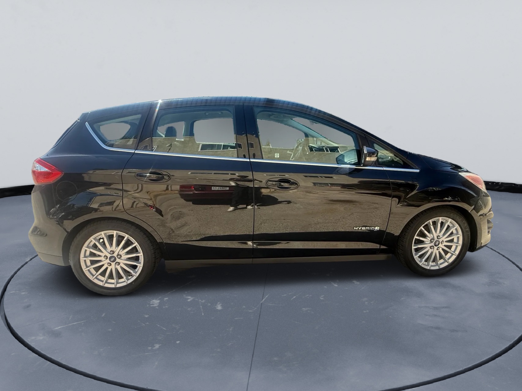 Photo 7 of this Ford C-Max Hybrid