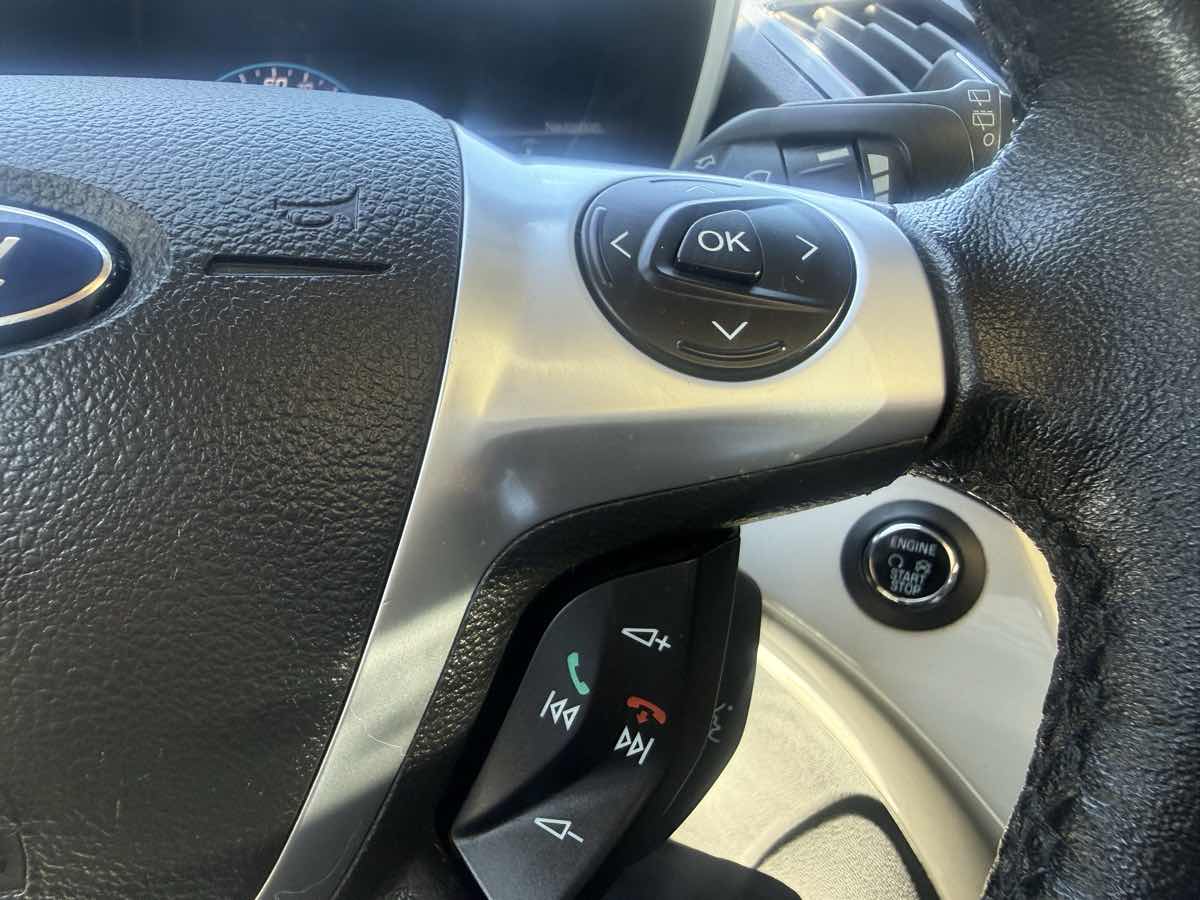 Photo 8 of this Ford C-Max Hybrid