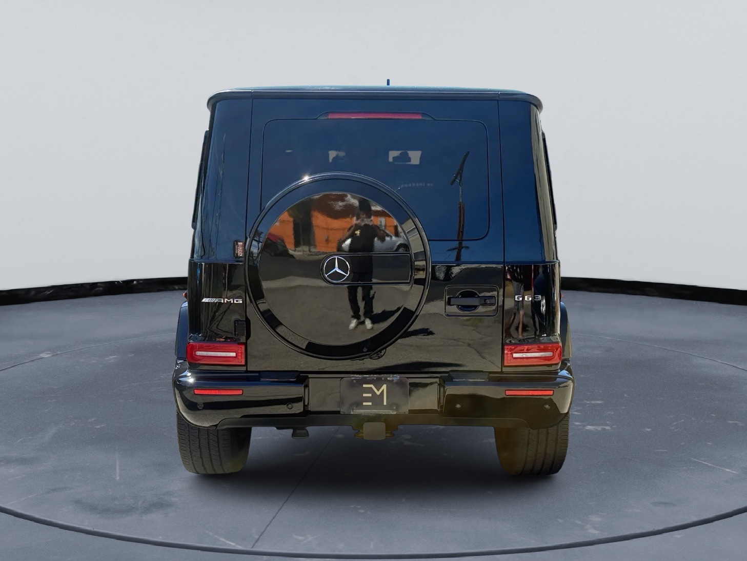 Photo 5 of this Mercedes-Benz G 550