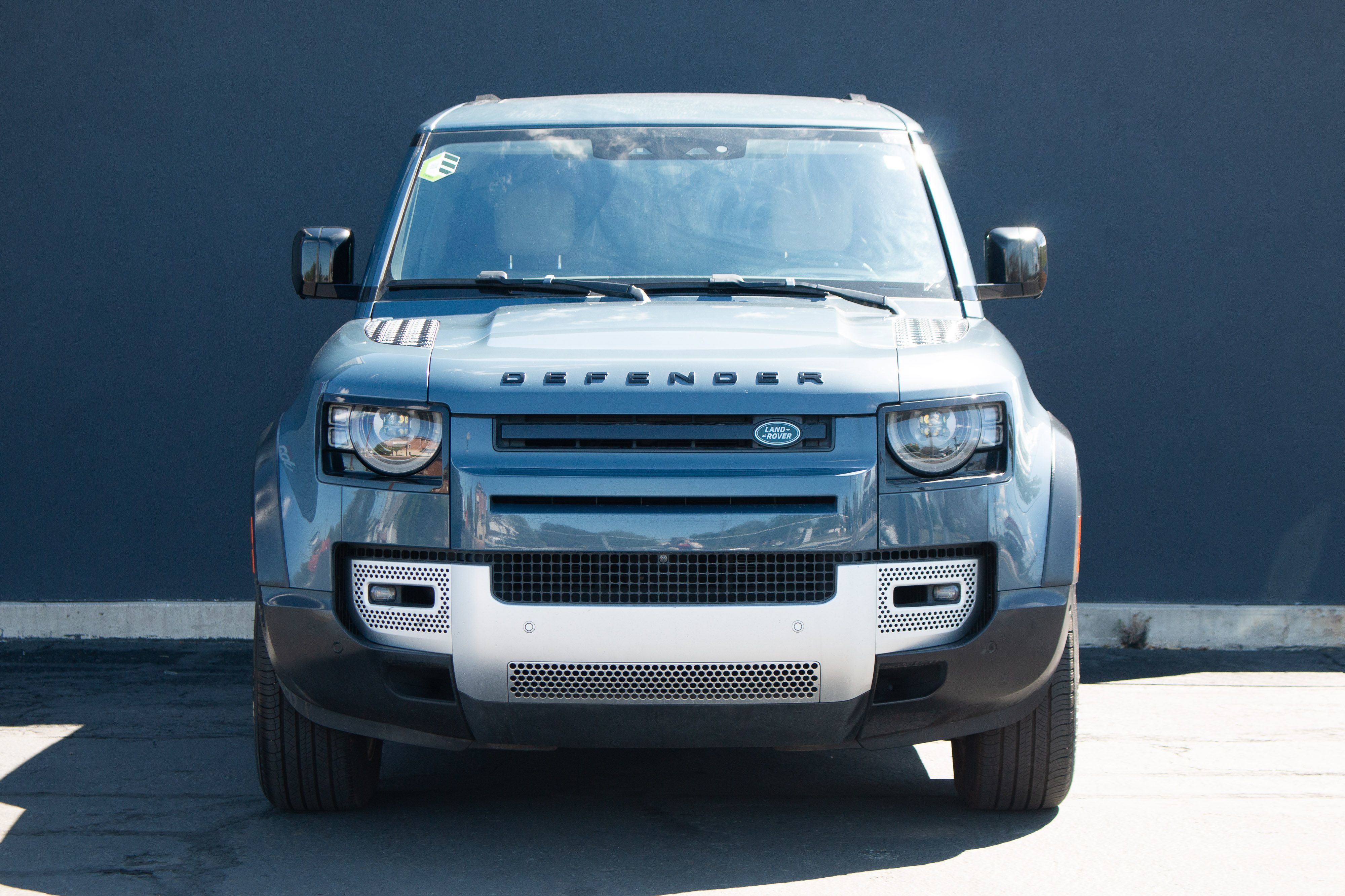 2020 Land Rover Defender SE - Photo 10