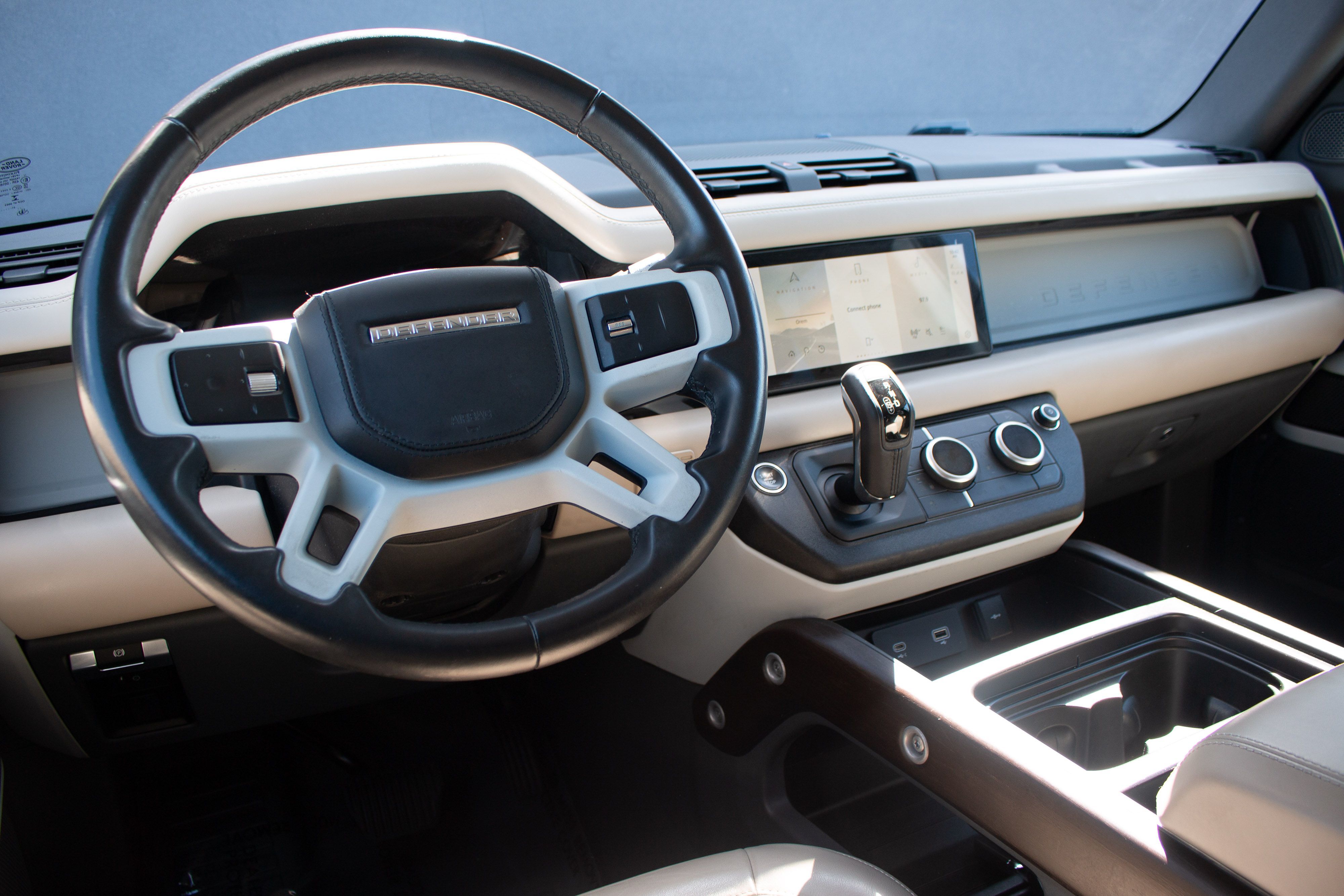 2020 Land Rover Defender SE - Photo 23