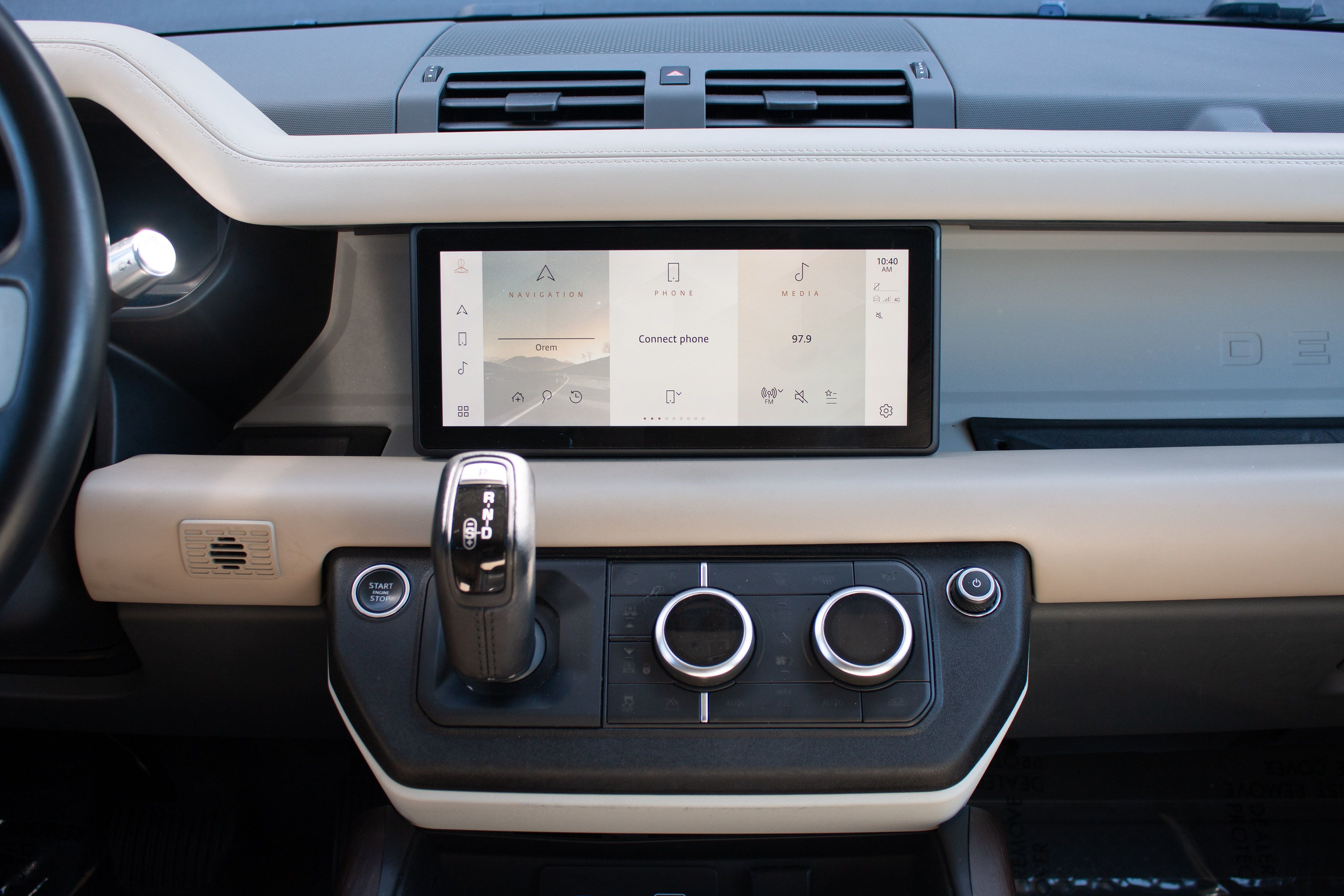 2020 Land Rover Defender SE - Photo 28