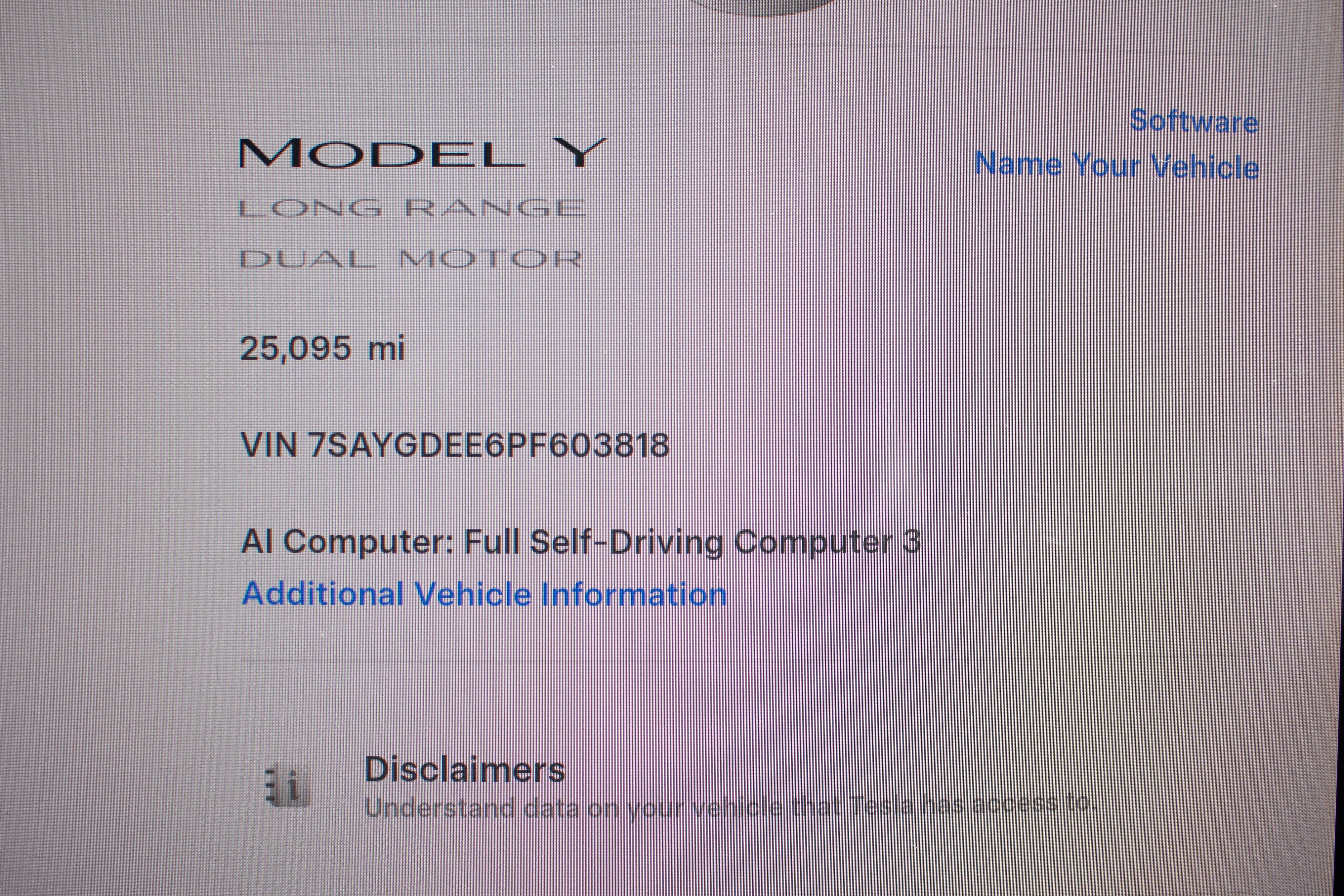 2023 Tesla Model Y Long Range - Photo 3