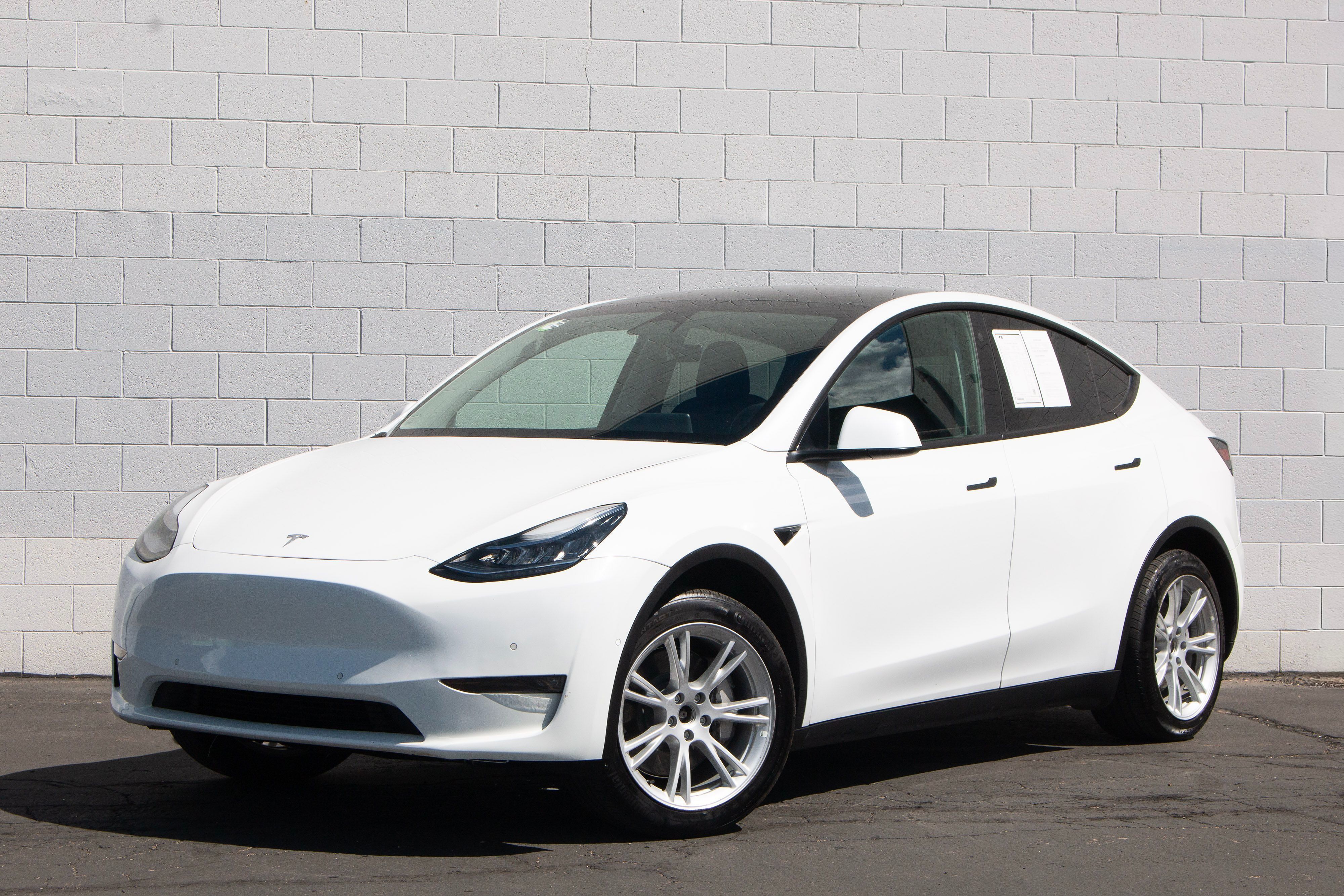 2023 Tesla Model Y Long Range - Photo 9