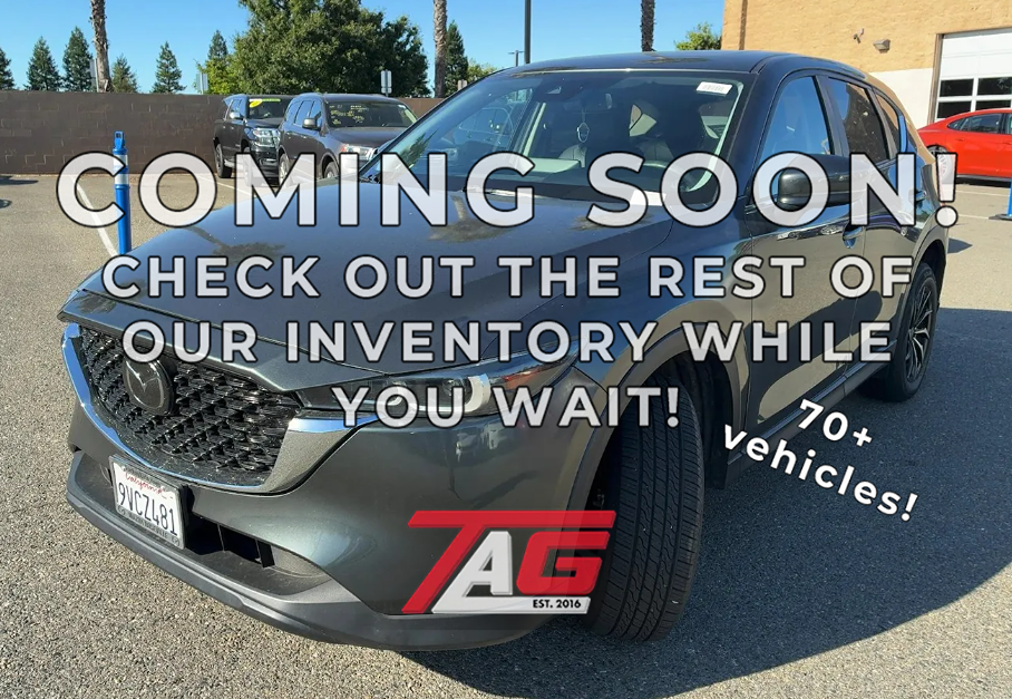 2022 Mazda CX-5 S Preferred package Auto AWD's photo
