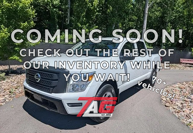 2021 Nissan Titan S 4X4 Crew Cab's photo