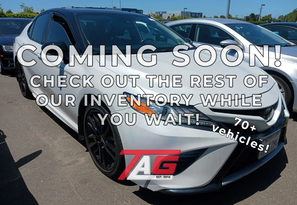 2020 Toyota Camry 2.5 Auto XSE's photo