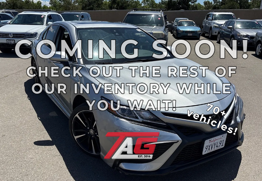 2023 Toyota Camry SE Nightshade's photo