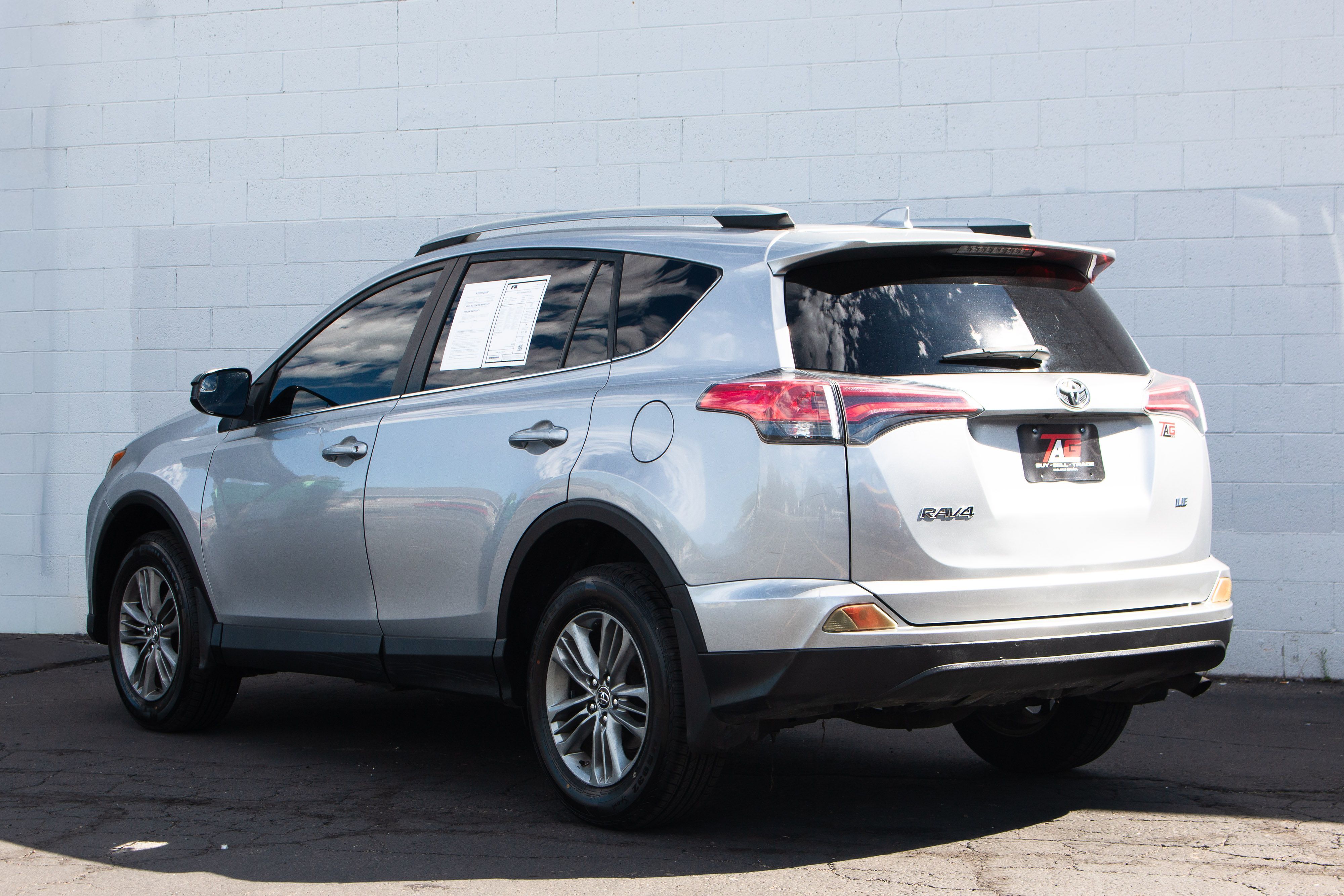 Toyota RAV4 photo 14