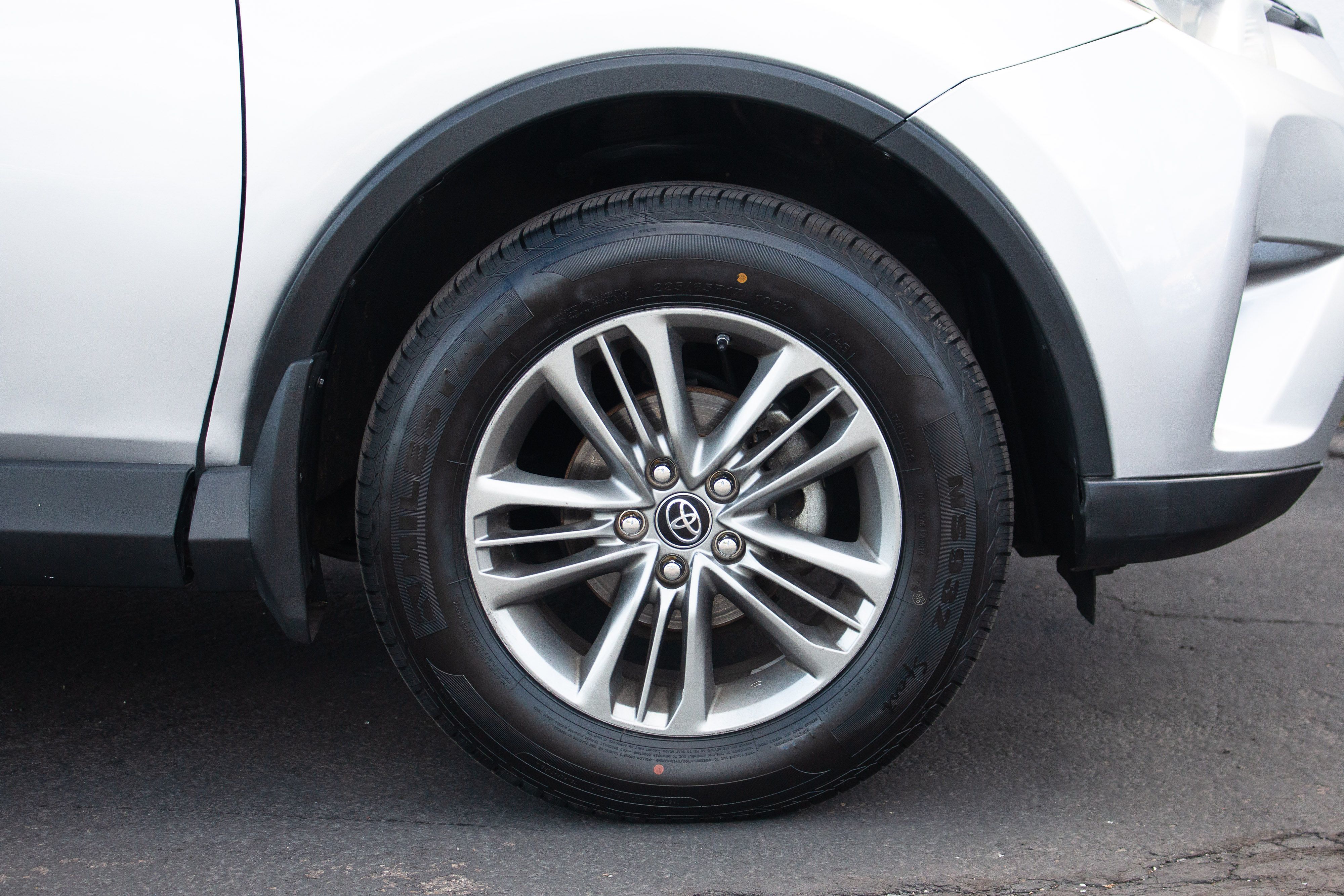 Toyota RAV4 photo 17