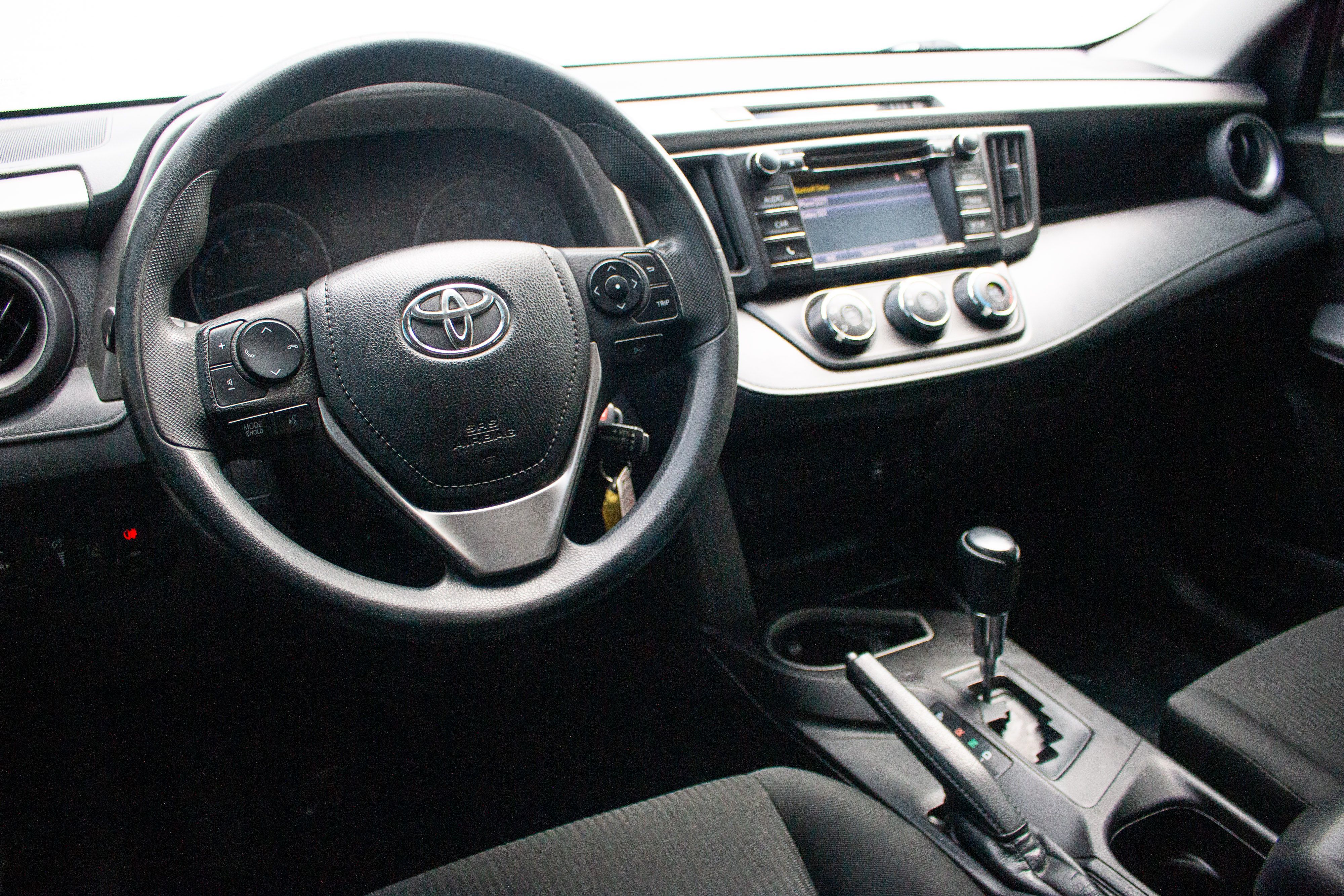 Toyota RAV4 photo 24