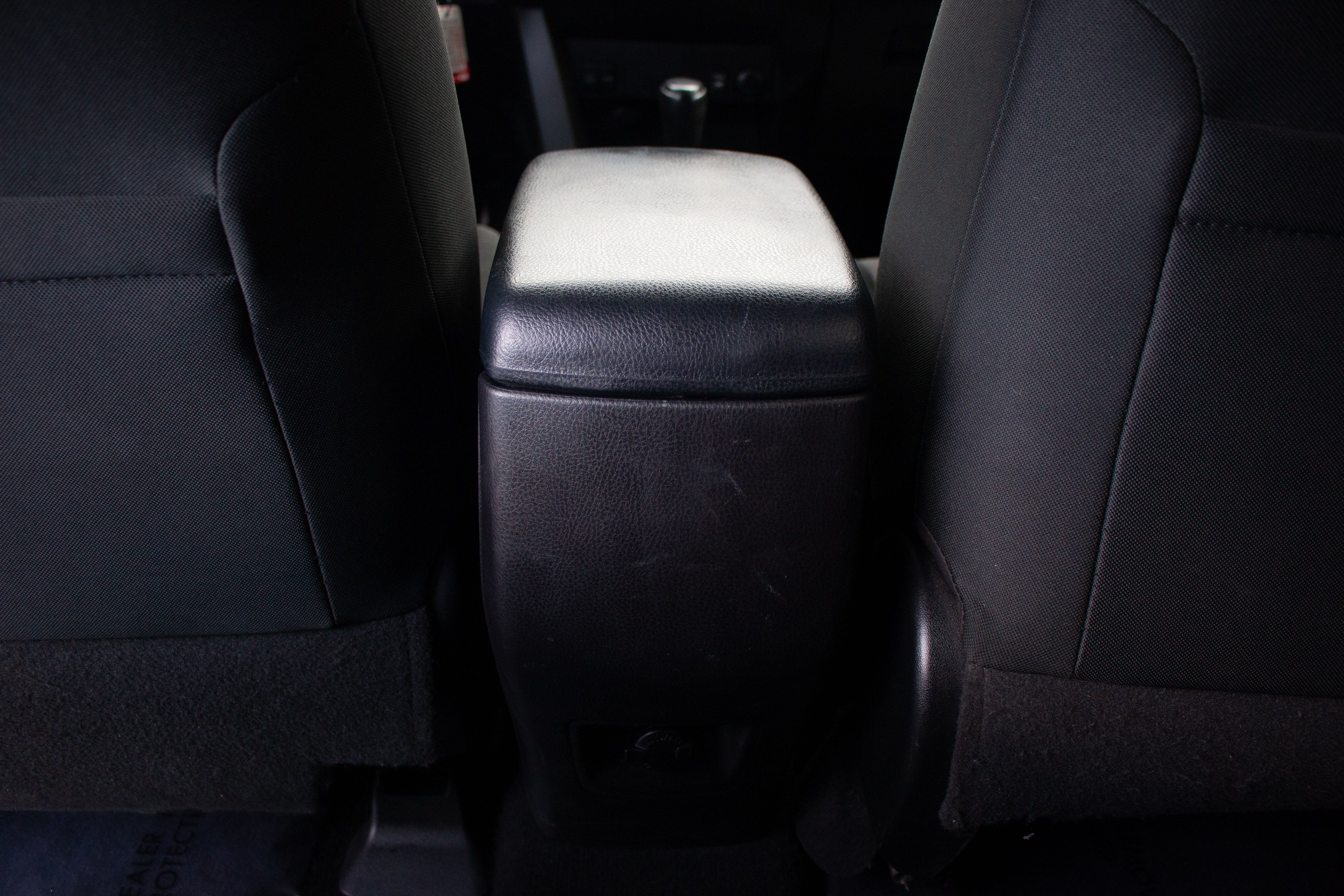 Toyota RAV4 photo 33