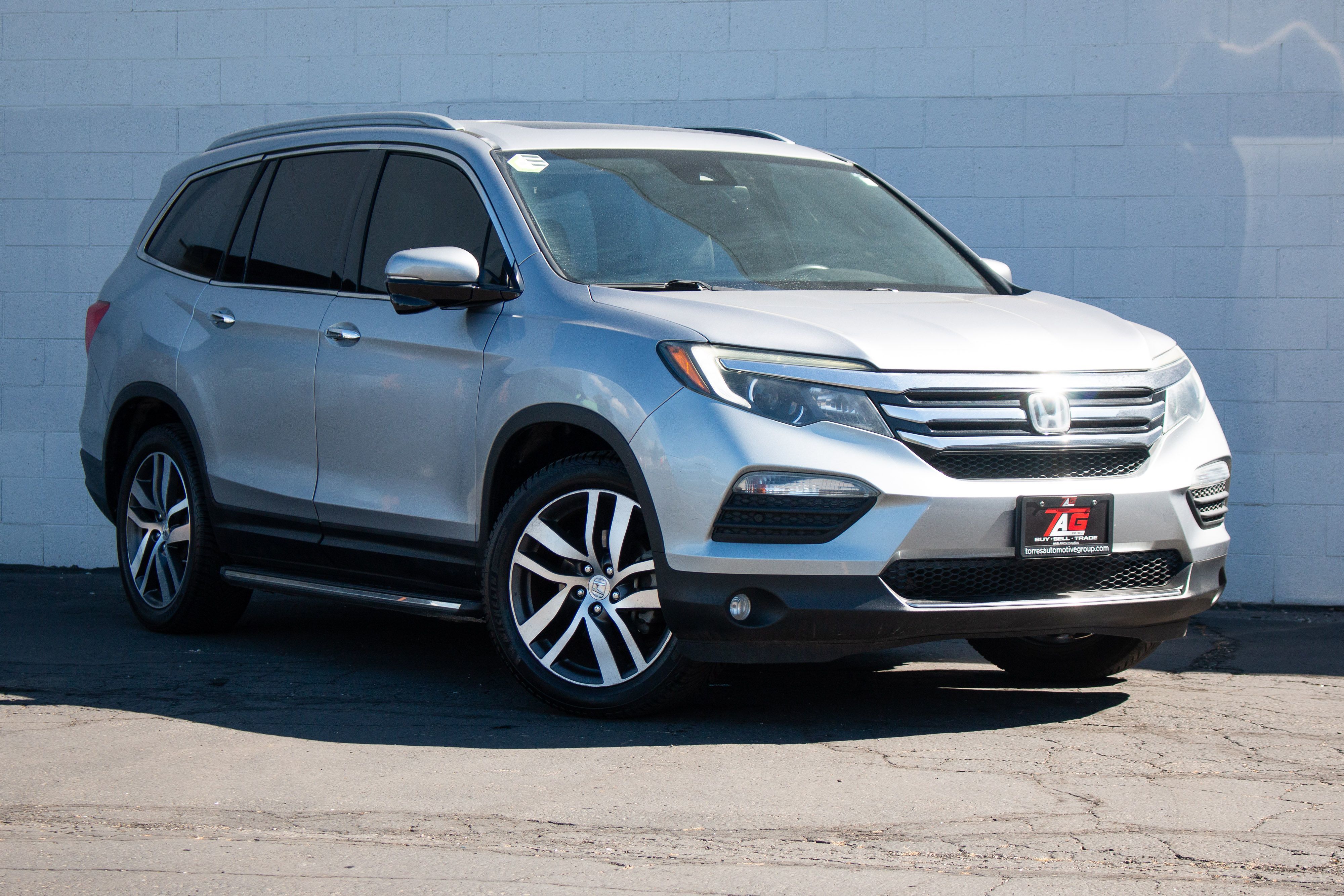 Honda Pilot photo 2