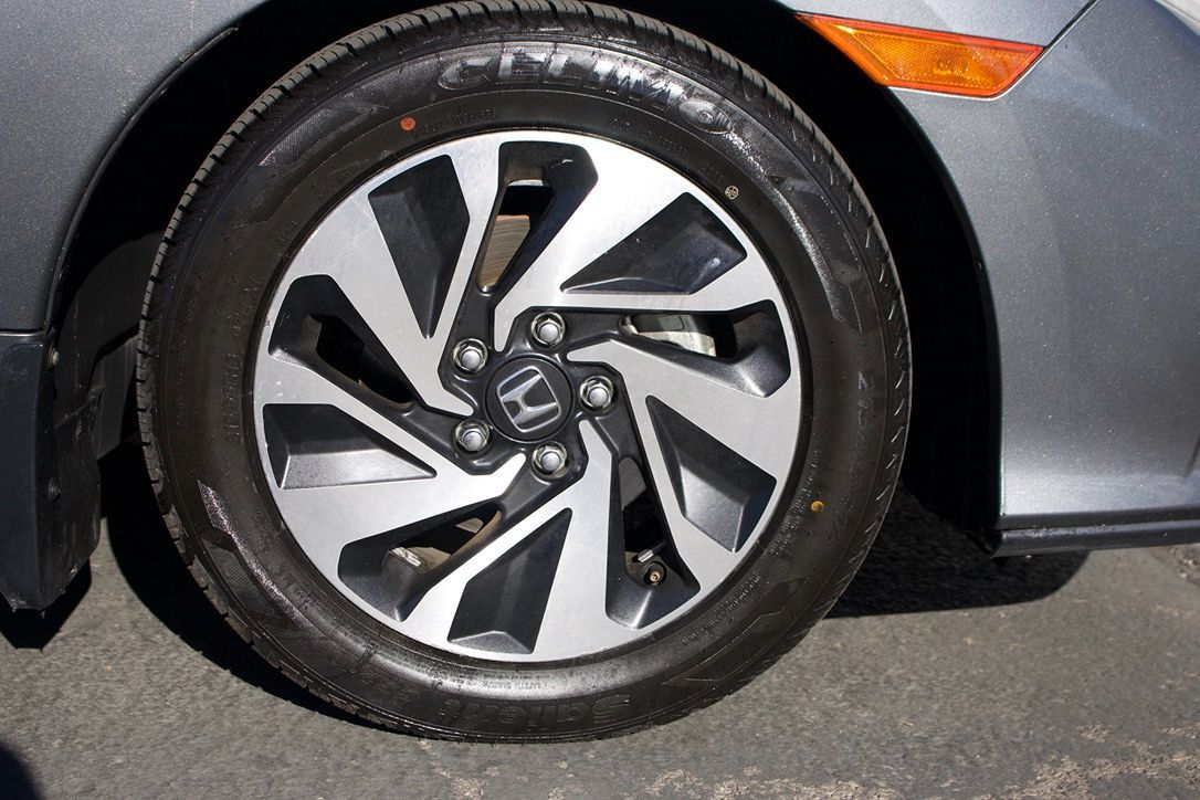 Honda Civic photo 16