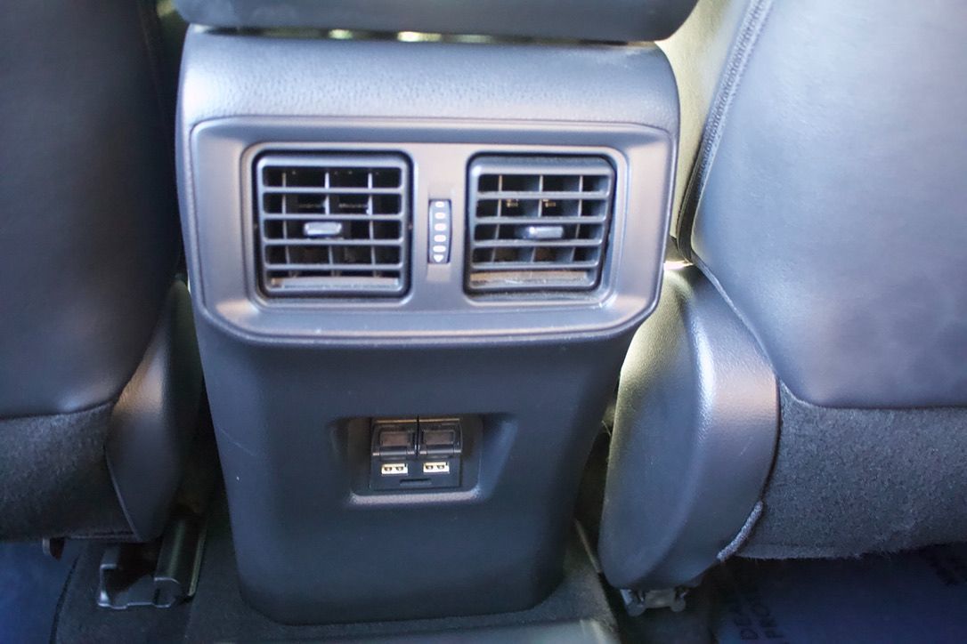 Toyota RAV4 photo 33