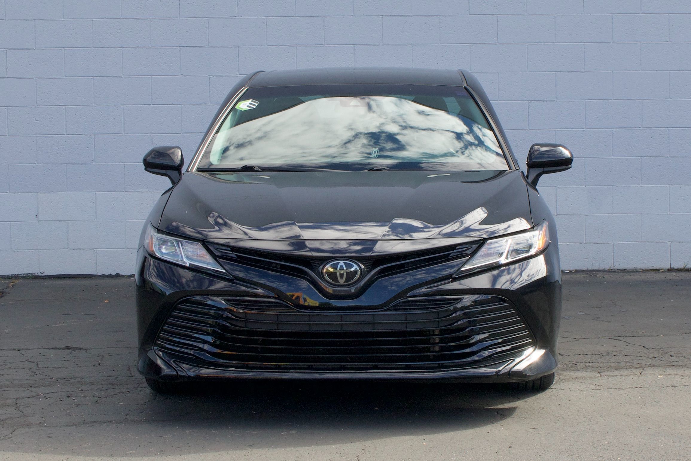 Toyota Camry photo 11