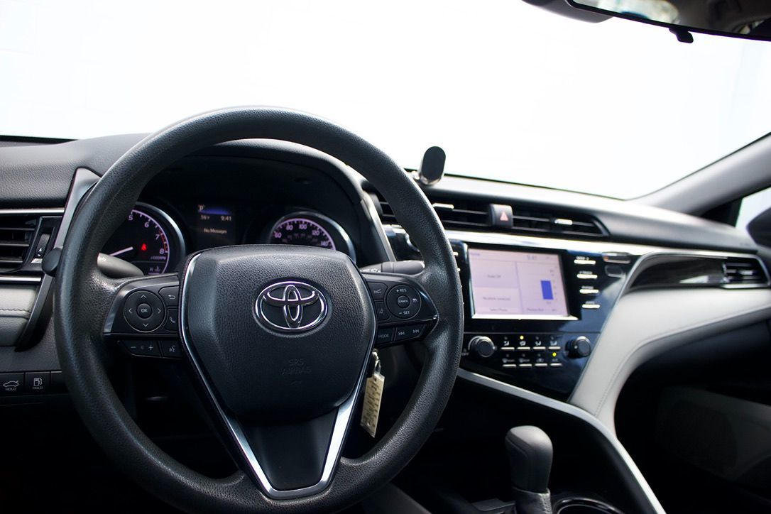 Toyota Camry photo 24