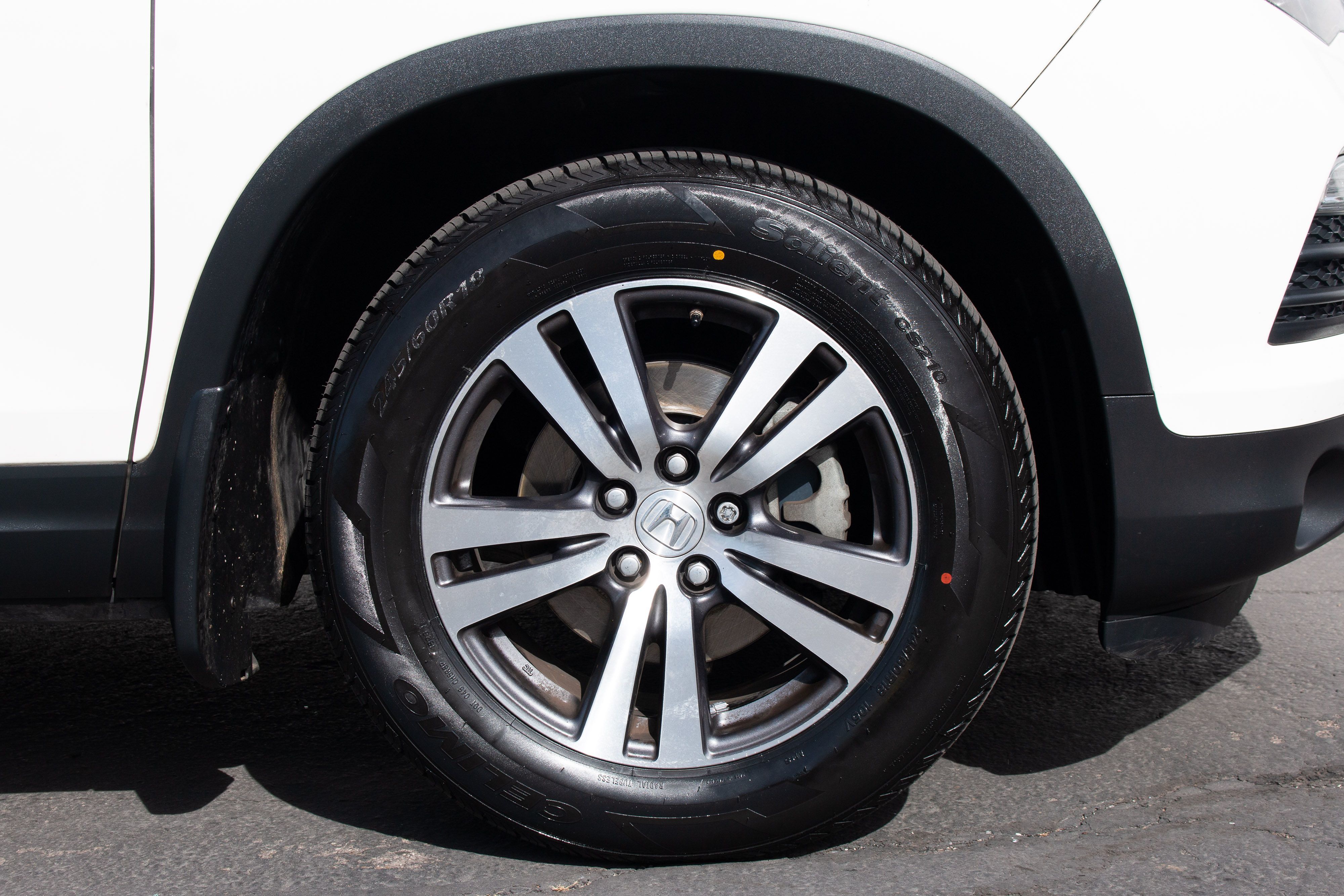 Honda Pilot photo 16