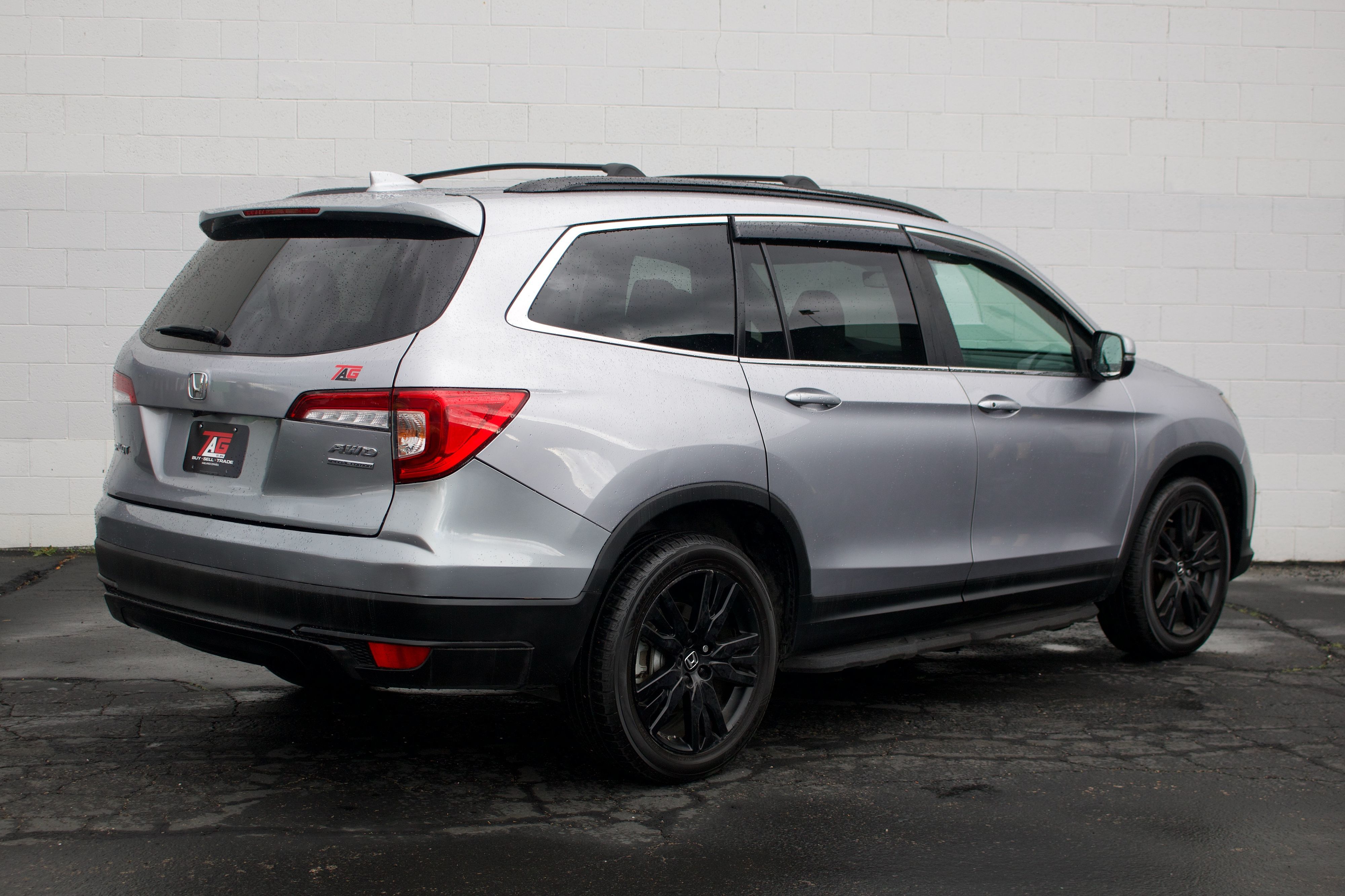 Photo 14 of this Honda Pilot
