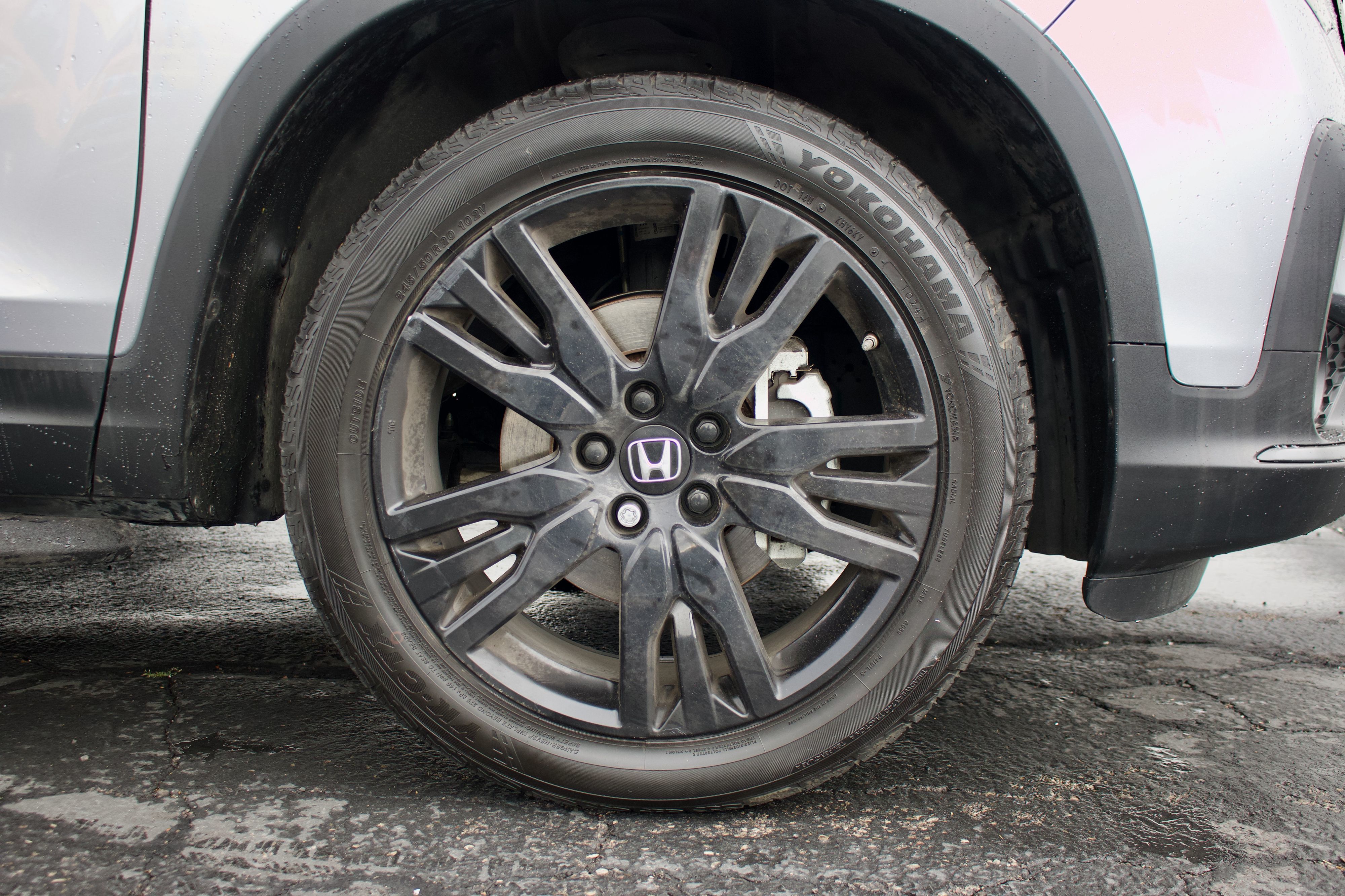 Photo 16 of this Honda Pilot