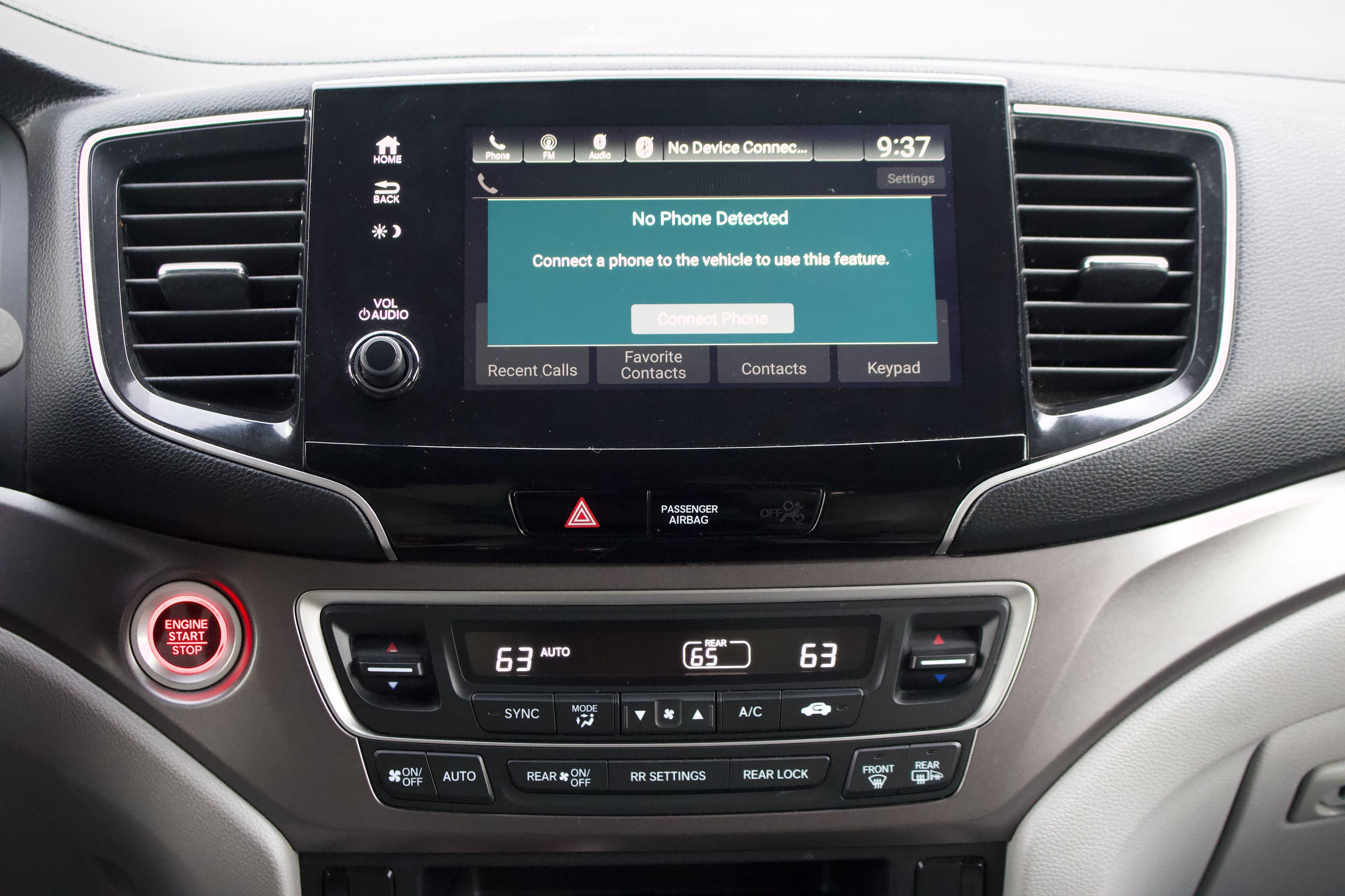 Photo 28 of this Honda Pilot
