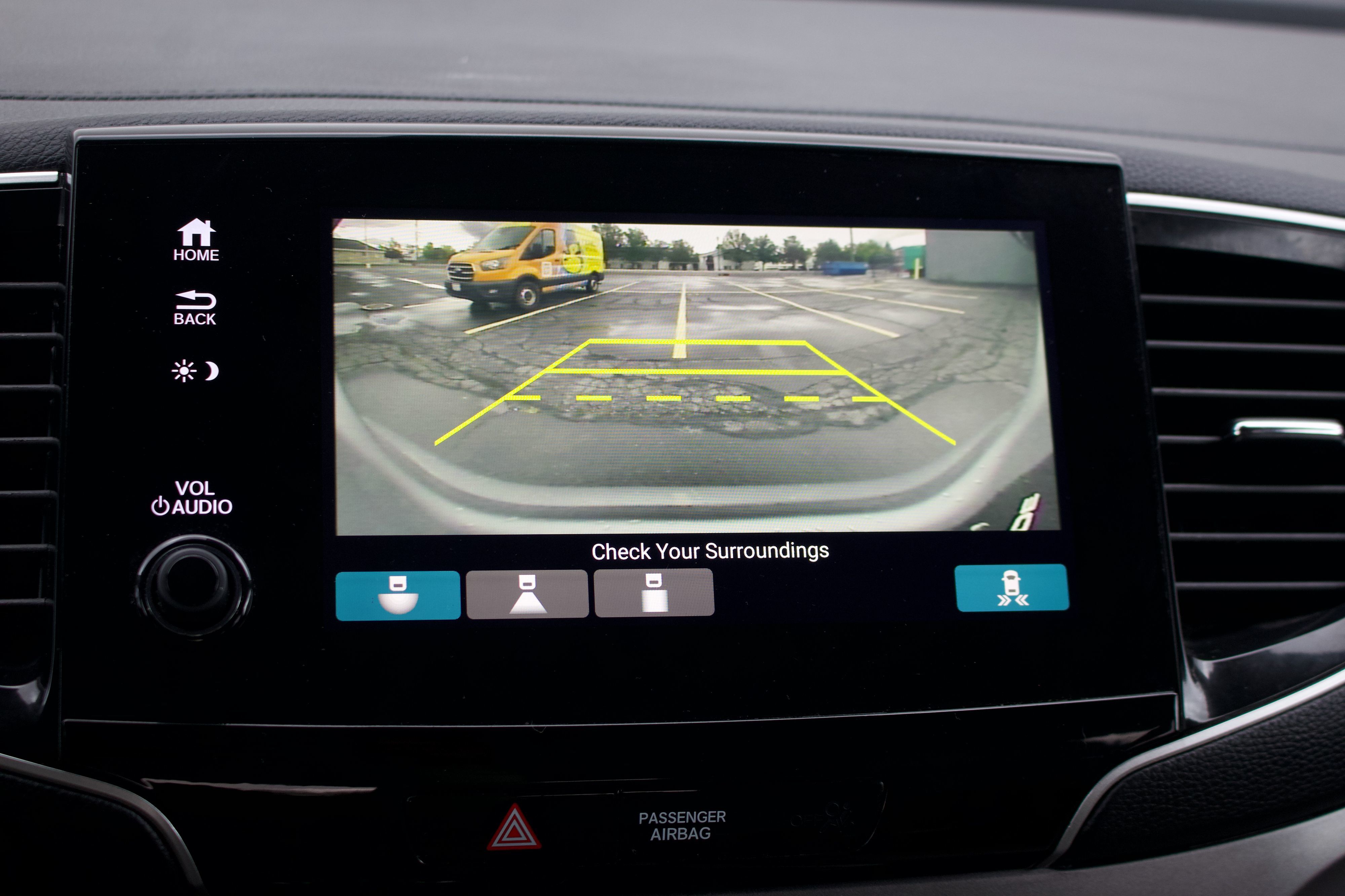 Photo 30 of this Honda Pilot