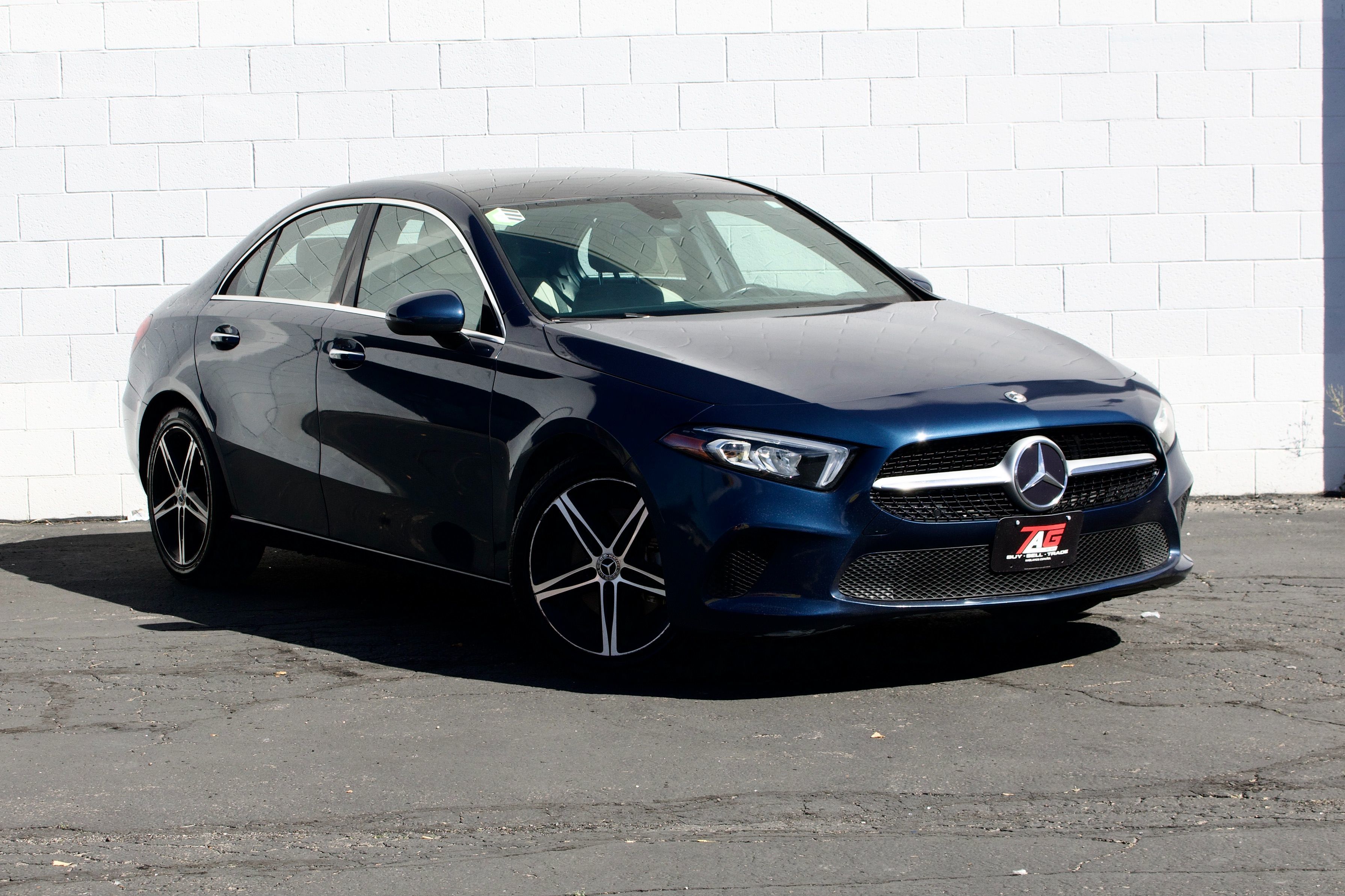 Mercedes-Benz A 220 photo 2