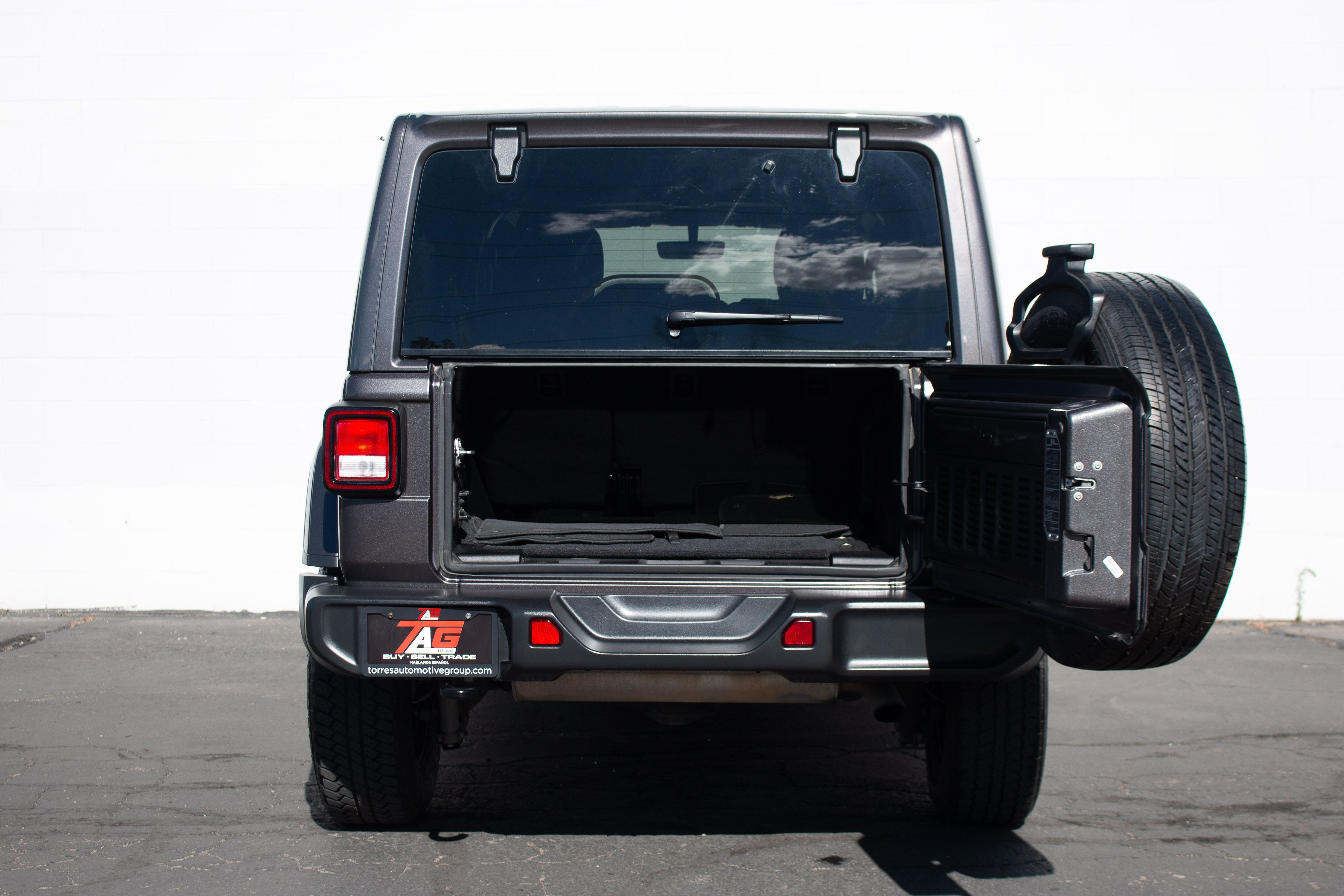 Jeep Wrangler photo 20