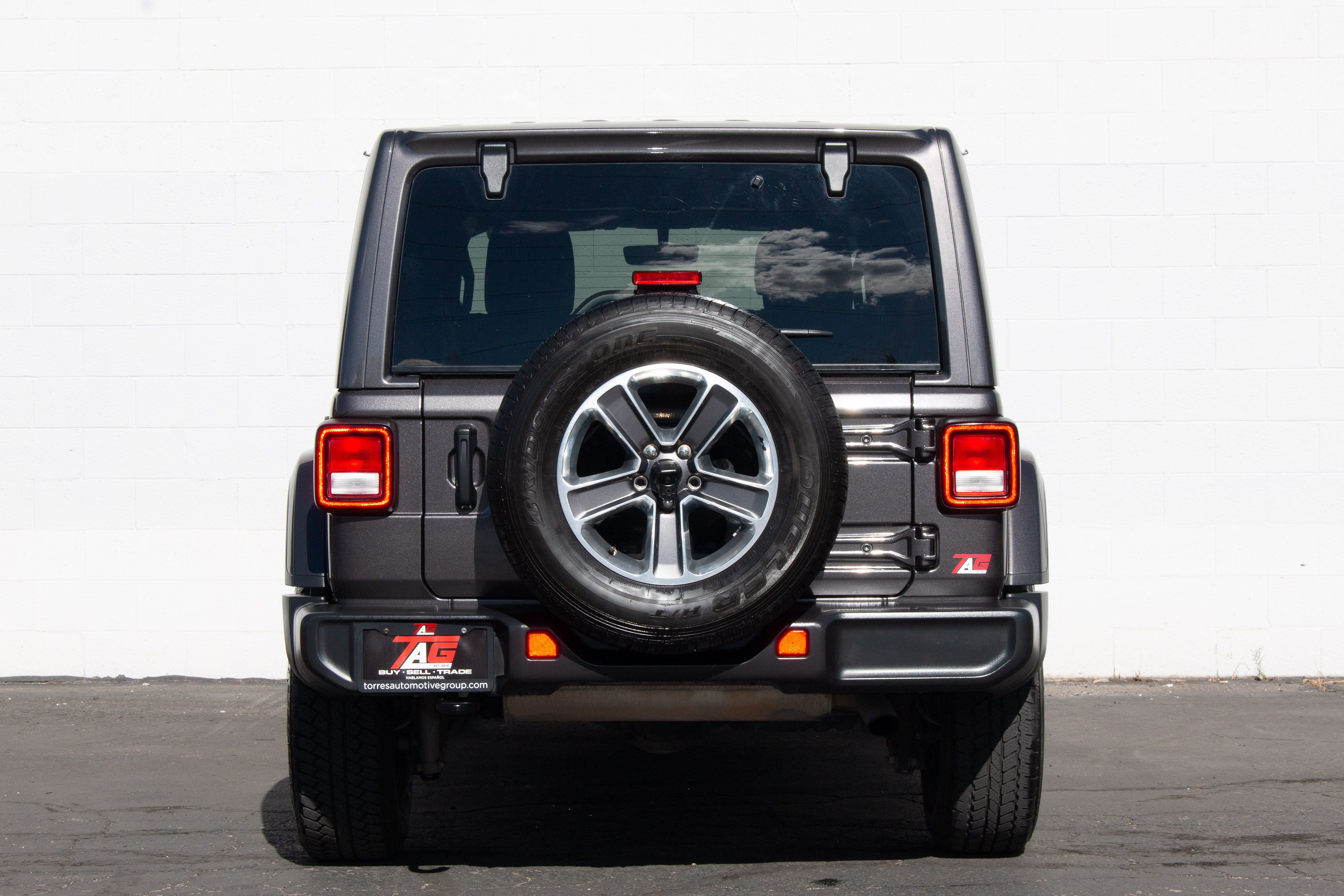 Jeep Wrangler photo 19