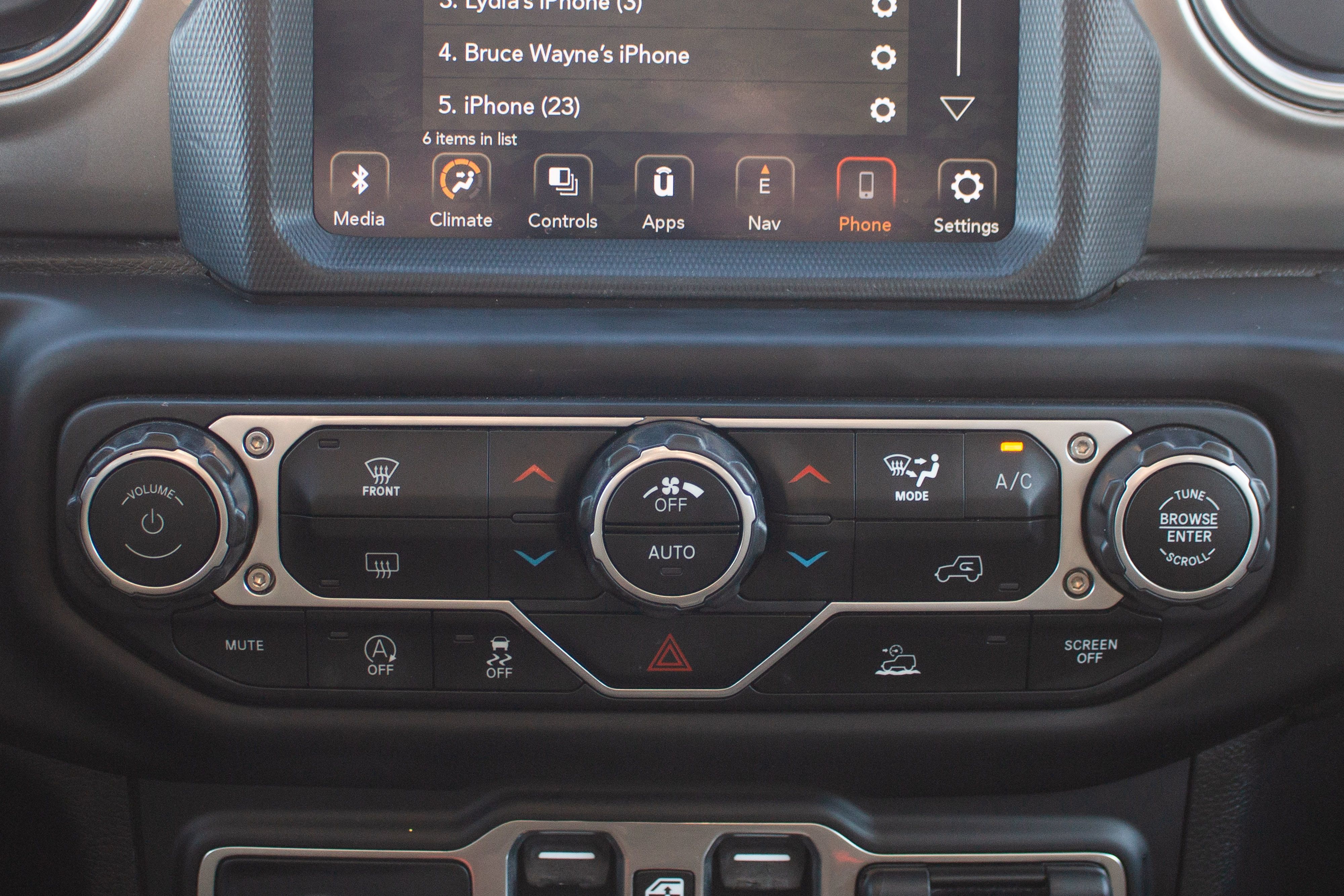 Jeep Wrangler photo 30