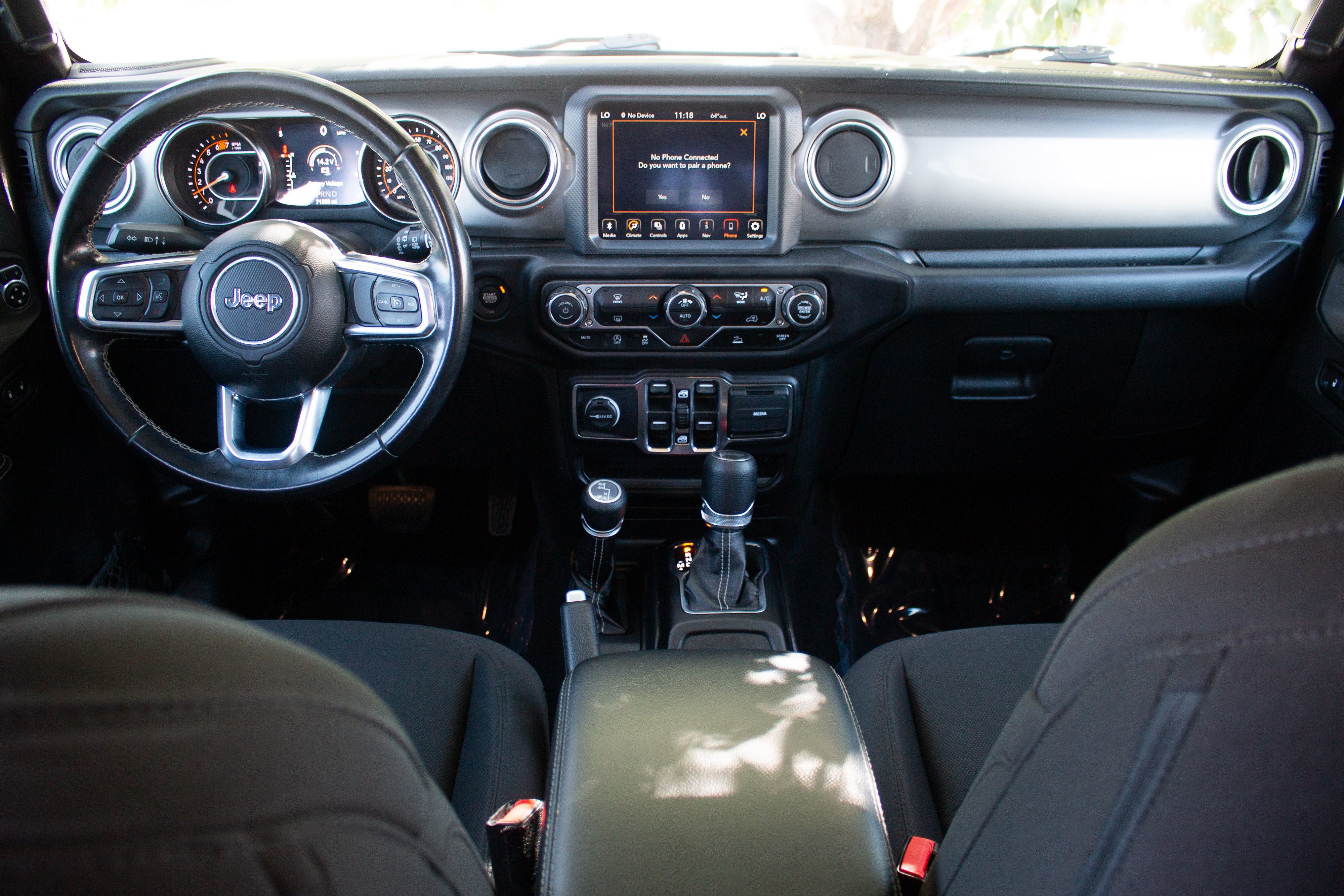 Jeep Wrangler photo 8