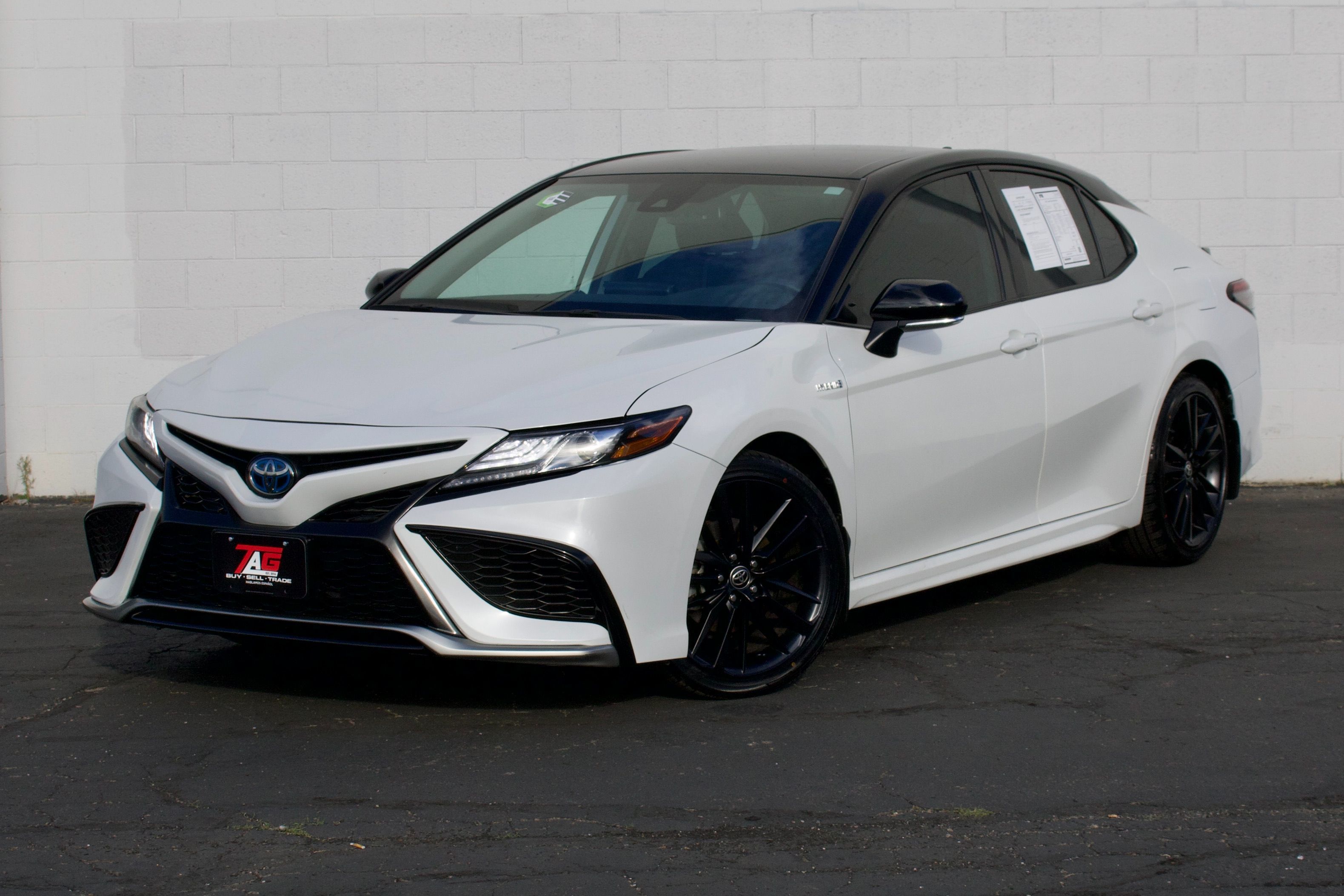 Toyota Camry photo 12